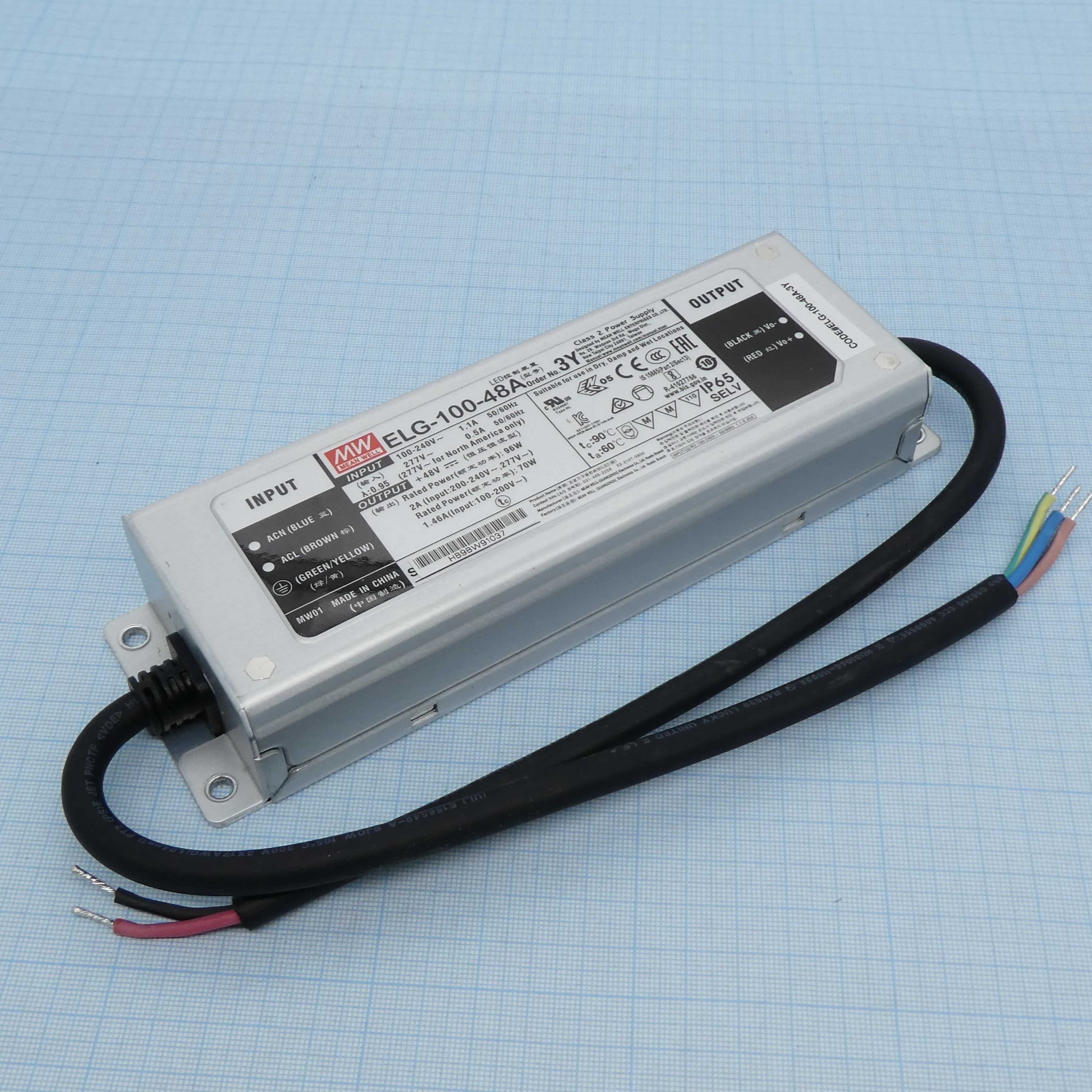ELG-100-48A-3Y - AC-DC, 96Вт, IP65, вход 100…305В AC, 47…63Гц/142…431В DC, ККМ, выход 24...48В/2А, изоляция 3750В AC, в кожухе 199х63х35,5мм, -40…+70°С, рег. выхода, с проводом заземления