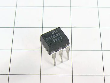 Оптрон MOC3022