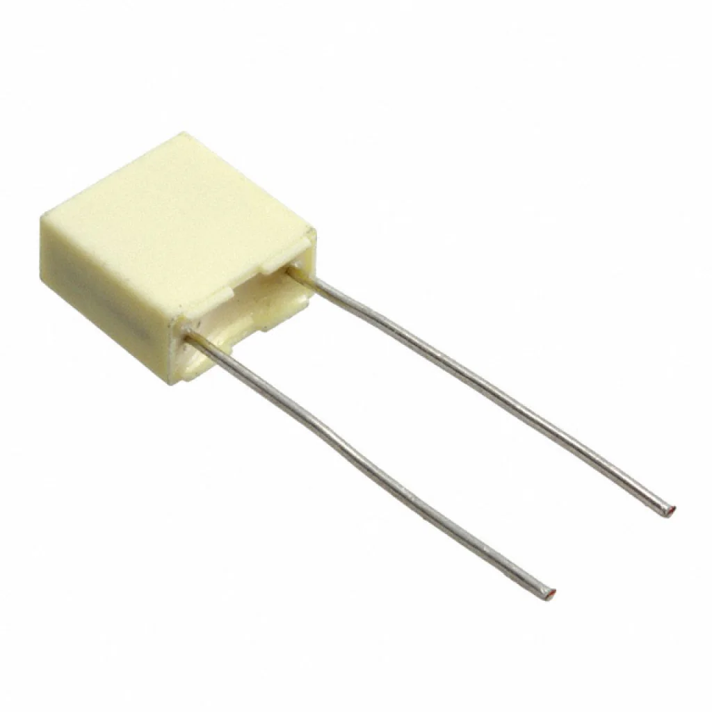 R82EC2680DQ60J - Конденсатор металлоплёночный полиэтилентерефталатный 0.068мкФ 100В ±5% (7.2х2.5х6.5мм) шаг выводов 5мм 105°С автомобильного применения лента в коробке