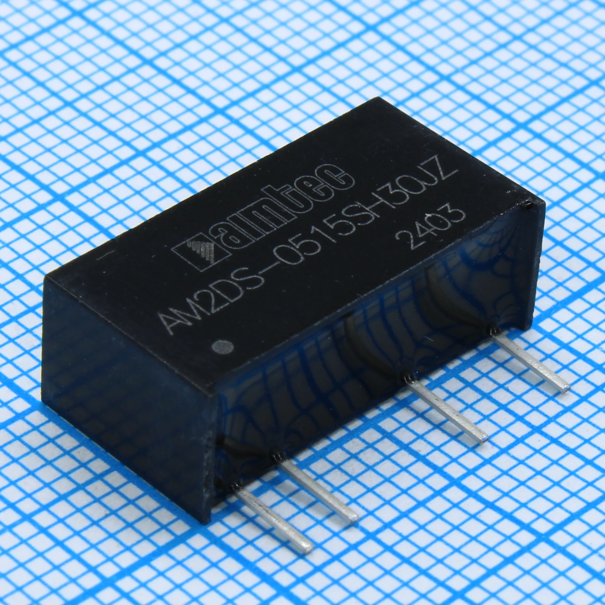 AM2DS-0515SH30JZ - DC/DC, 2Вт, вход 4.5…5.5В, выход 15В/0.013…0.133А, изоляция 3000В DC, КПД 86%, максимальная емкостная нагрузка не более 560мкФ, SIP7, 19.65x7.05x10.16мм, -40…105°C, пластик
