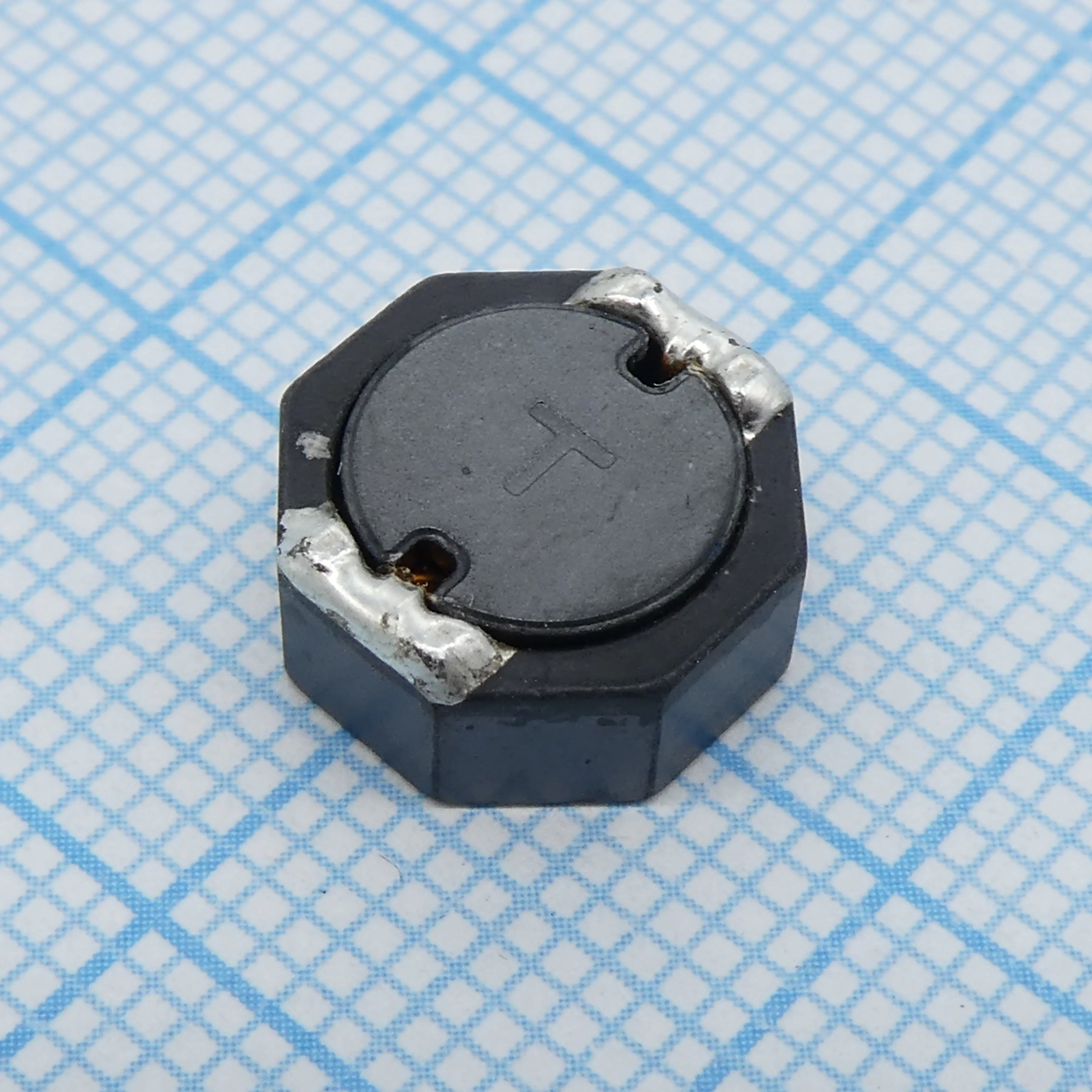 SRU1048-220Y - SMD индуктивность проволочная, на ферритовом сердечнике, экранированная 22uH 30% 100KHz 22Q-Factor Ferrite 2.6A 42mOhm