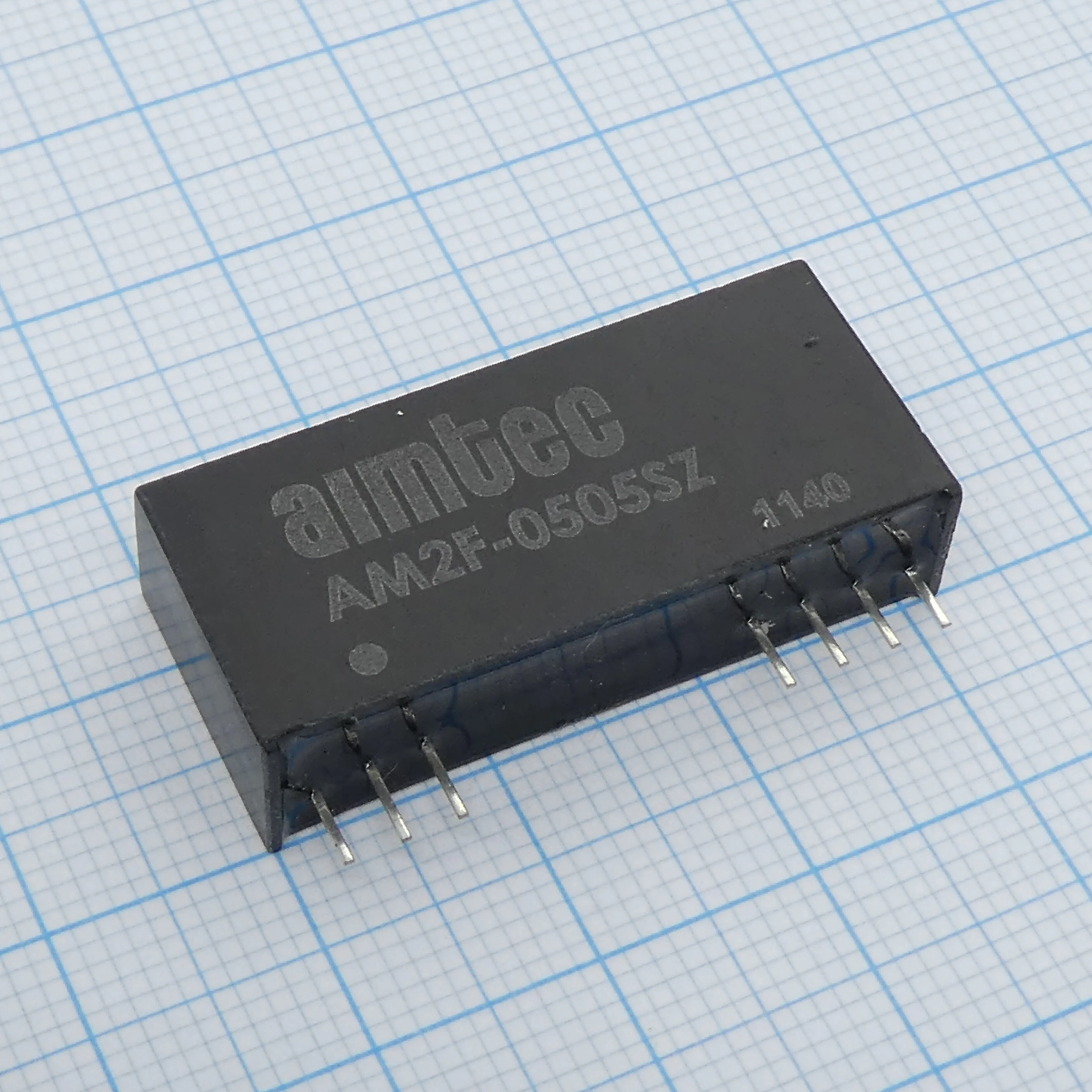AM3F-2405SH30Z - DC/DC, 3Вт, вход 21.6…26.4В, выход 5В/0.6А, изоляция 3000В DC, КПД 64%, максимальная емкостная нагрузка не более 470мкФ, SIP12, 31.8x8.6x13.47мм, -25…85°C, пластик