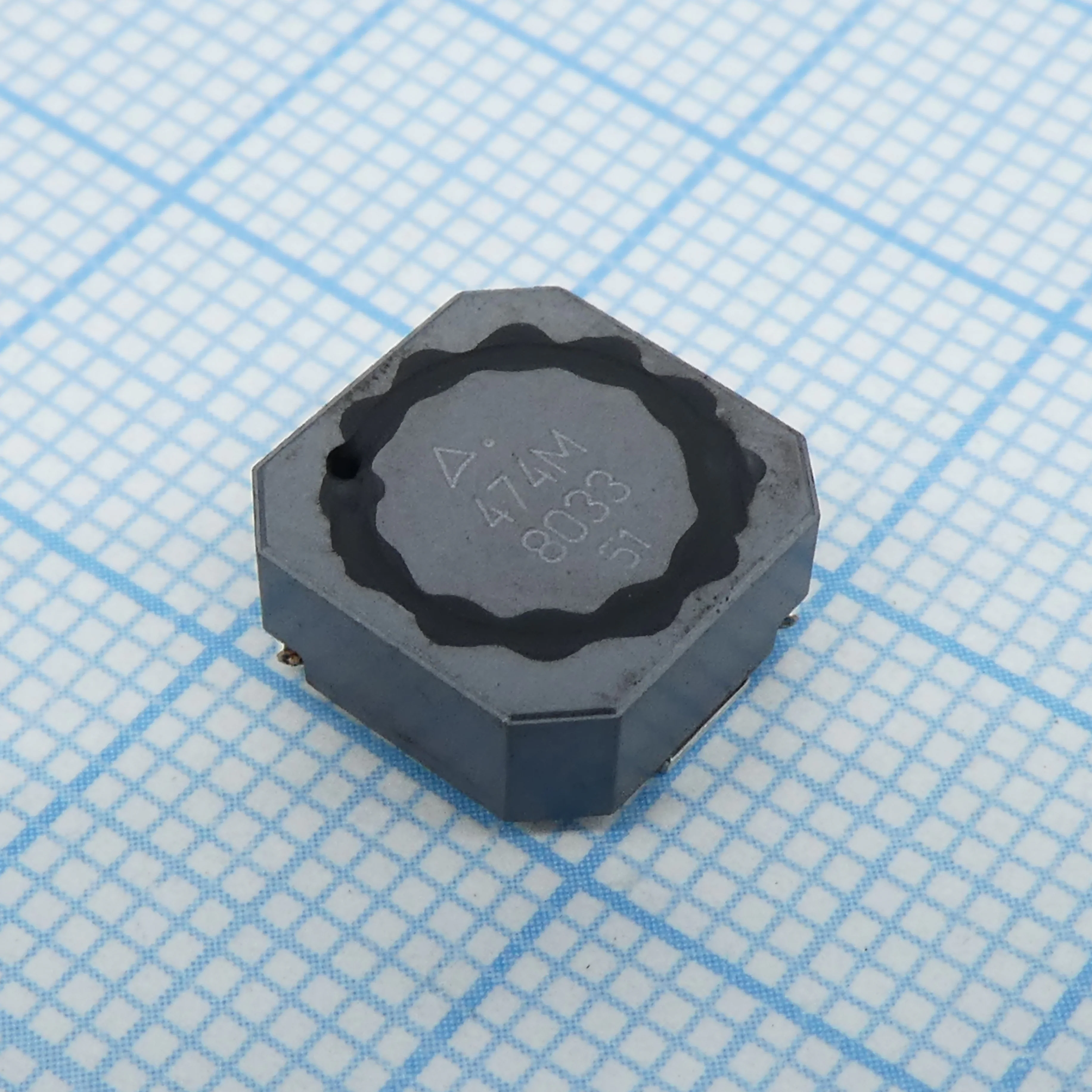 B82464G4682M - Силовая SMD индуктивность 6.8uH ±20% 4.3A 0.02 Ohm c магнитным экраном