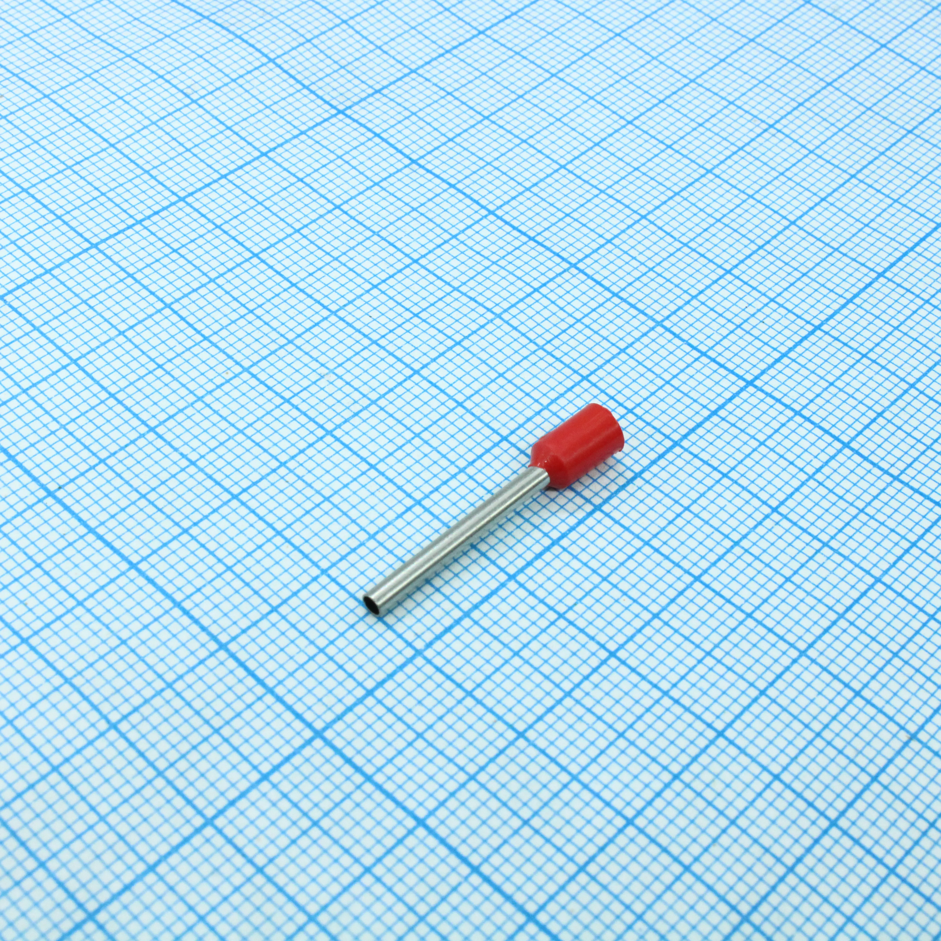 E1518 RED - Наконечник для провода 1,5 мм2 L=18 мм