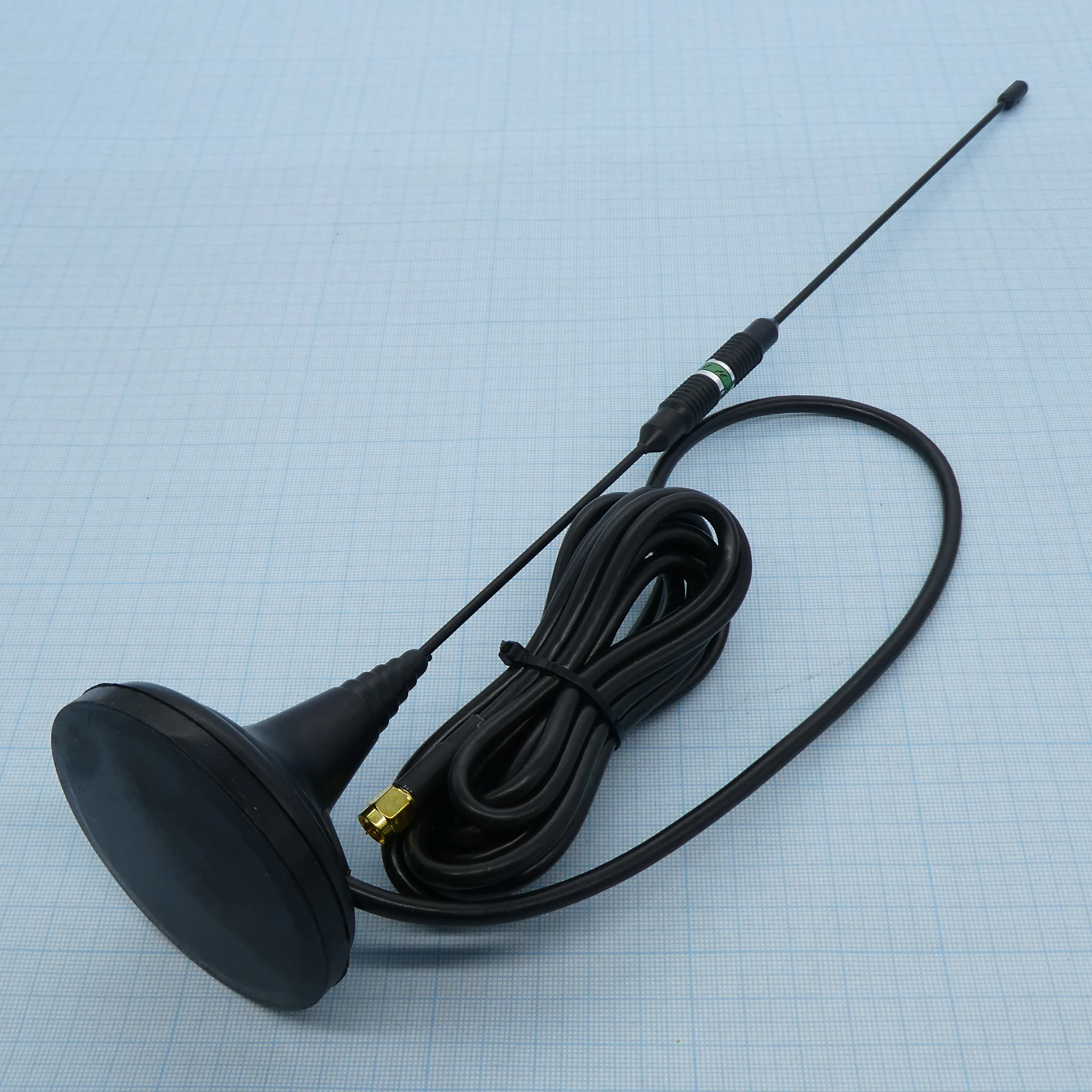 ANT GSM ANTEY 914 SMA - GSM 900/1800; 50Ом; 5,5 дБ; КСВ 1,9:1; магнитная база 65мм; длина кабеля 2м; ветровая нагрузка: 150км/ч; SMA-M-разъем
