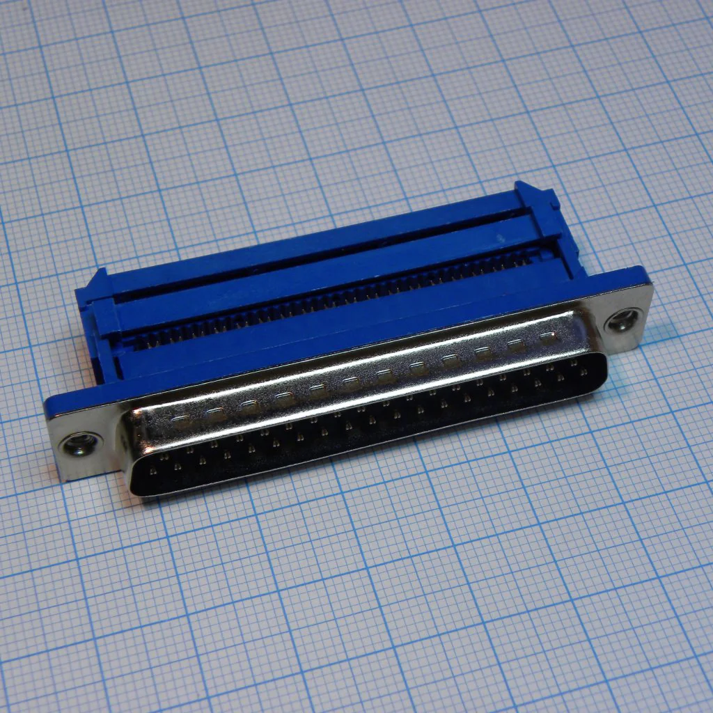 DS1036-37MPU2PX-YT - Вилка 37 pin на шлейф