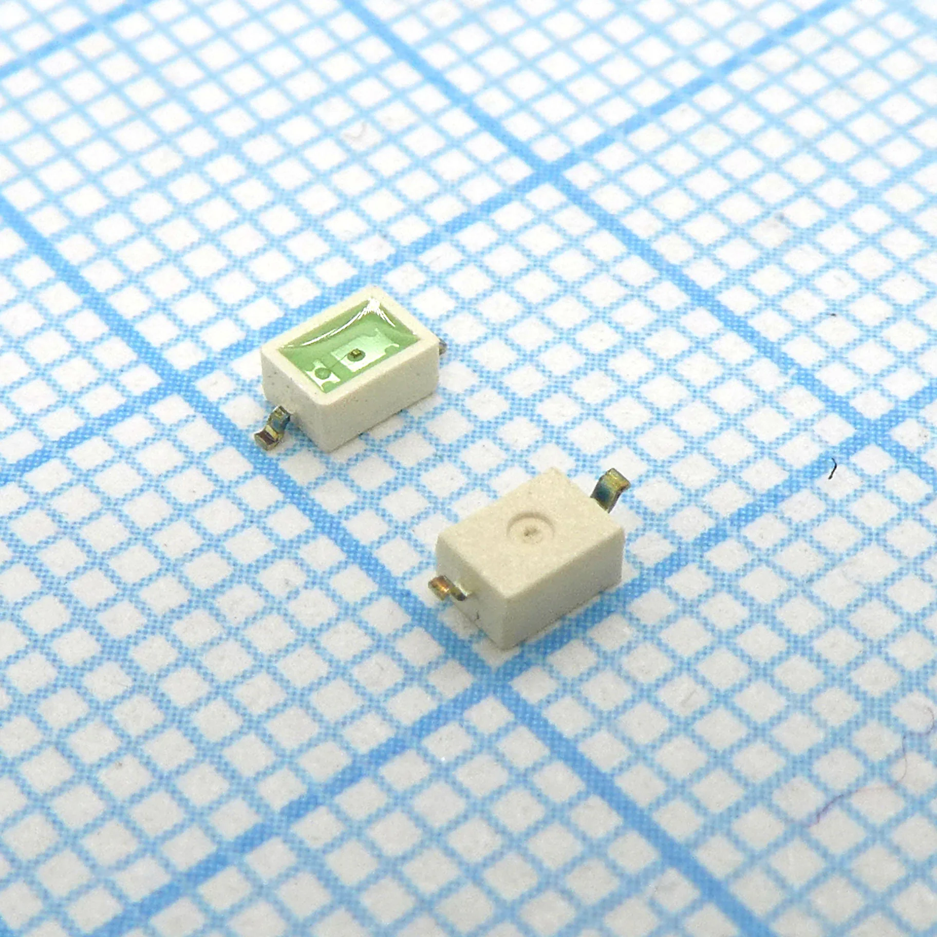 KA-3022SGT-4.5SF - Светодиод smd 3х2мм/зеленый/568нм/7-20мкд/прозрачный/90°