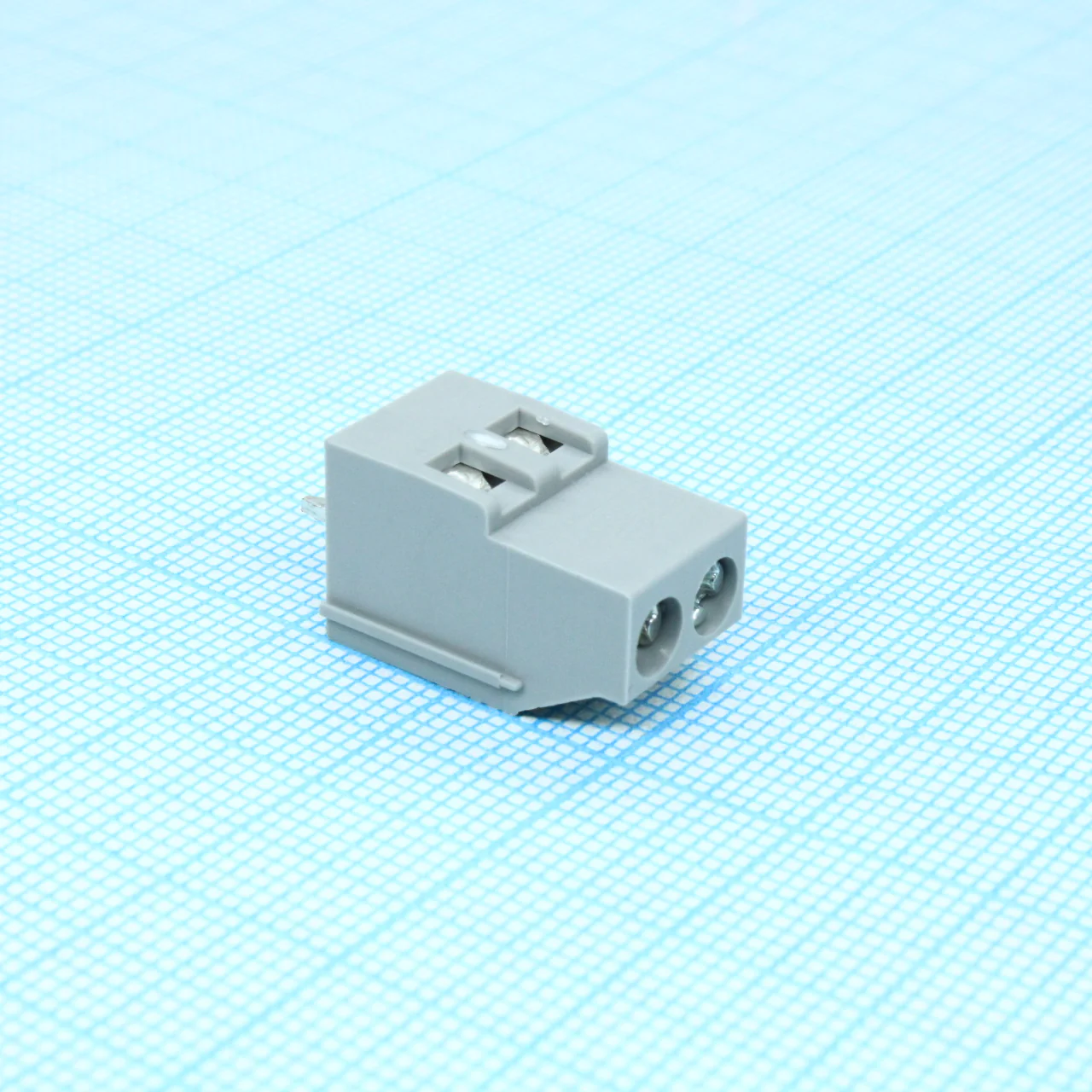 BC-500X18- 2 GY - Клеммы для печатной платы, номинальный ток: 24 A, расчетное напряжение (III/2): 400 В, номинальное сечение: 2,5 мм?, размер шага: 5 мм, полюсов: 2, тип подключения: Винтовой зажим с натяжной гильзой