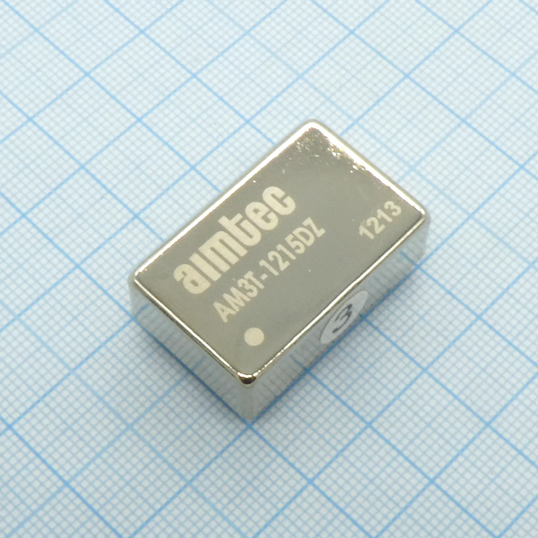 AM3T-1215DZ - DC/DC, 3Вт, вход 9…18В, выход ±15В/±0.1А, изоляция 1500В DC, КПД 80%, максимальная емкостная нагрузка не более ±22мкФ, DIP24, 31.75x20.32x10.16мм, -40…85°C, металл