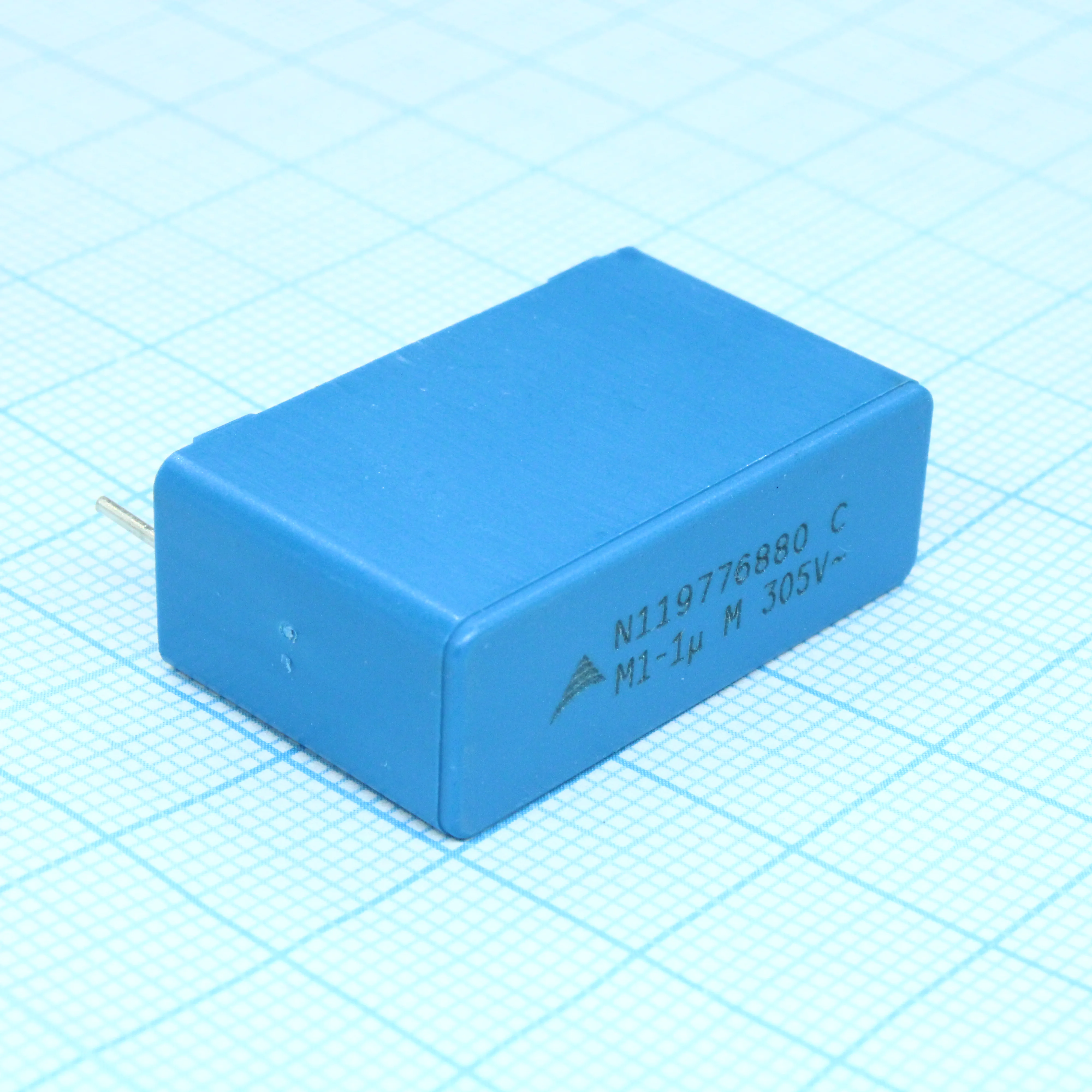 B32924C3105M - 305VAC 1µF ±20% e: 27,5 мм 110°C X2 class конденсатор подавления ЭМП bulk