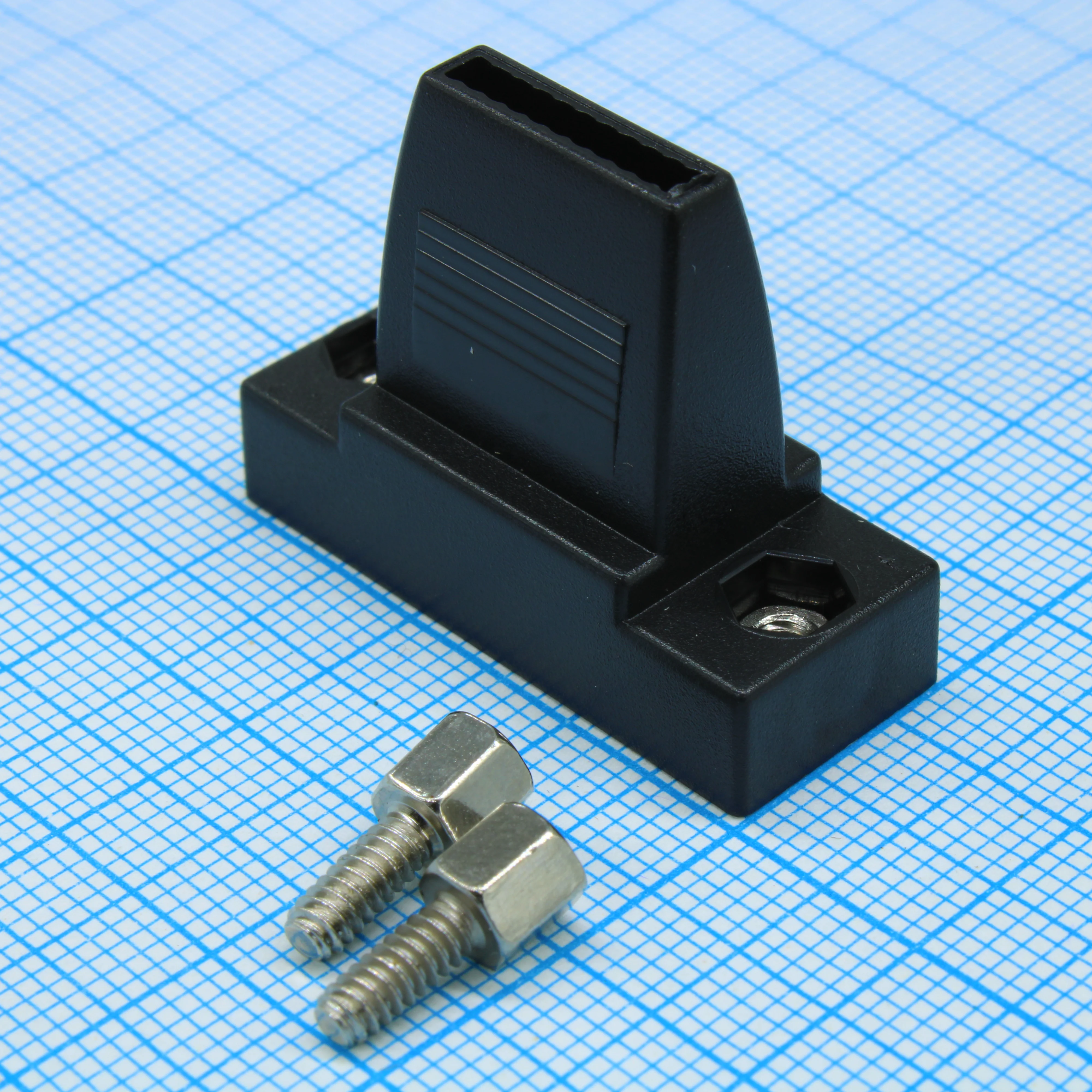 DS1045-22-09BPQ - Кожух пластиковый D-SUB для 9 pin для шлейфа