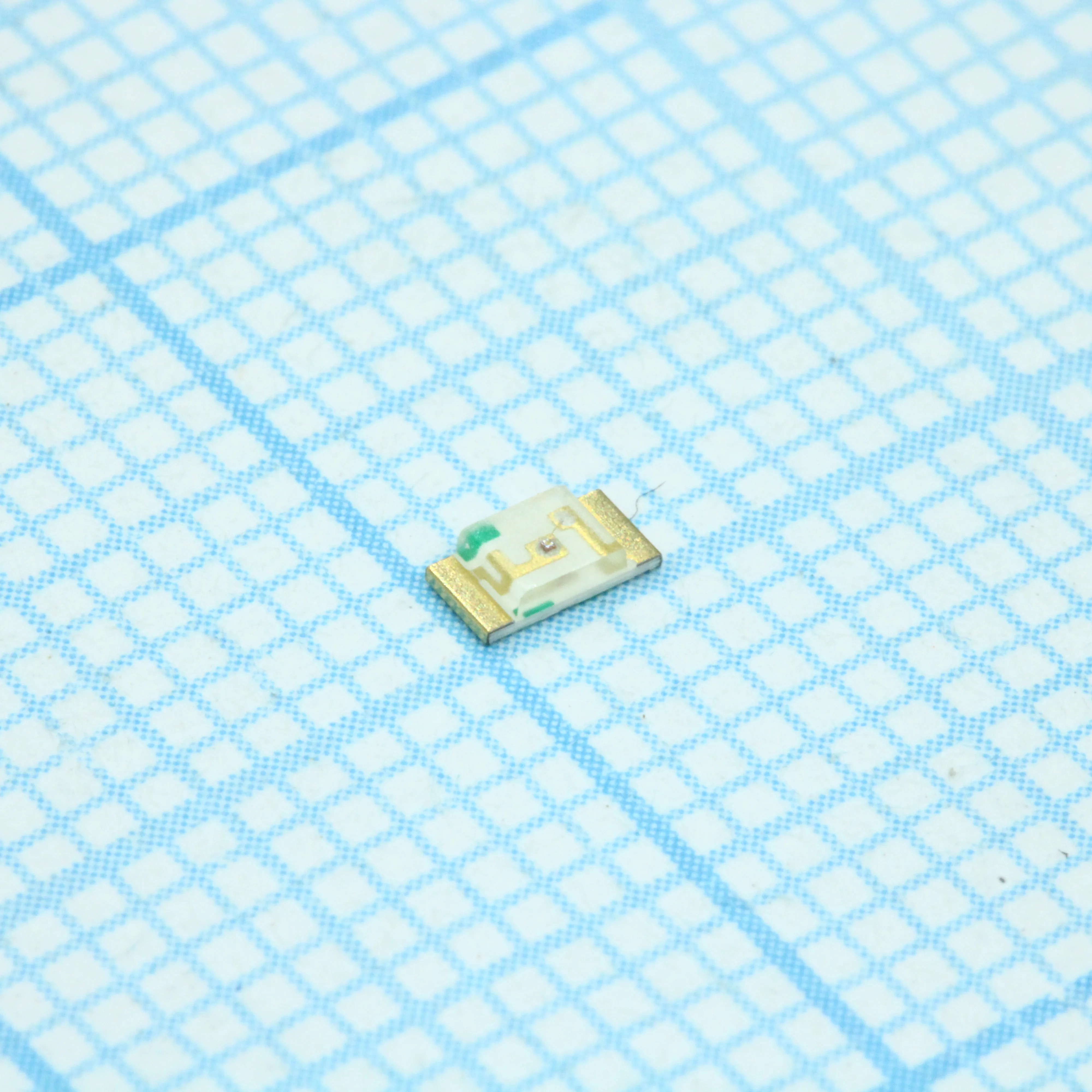 KPT-3216EC - Светодиод smd 3,2х1,6мм/красный/625нм/5-12мкд/прозрачный/120°