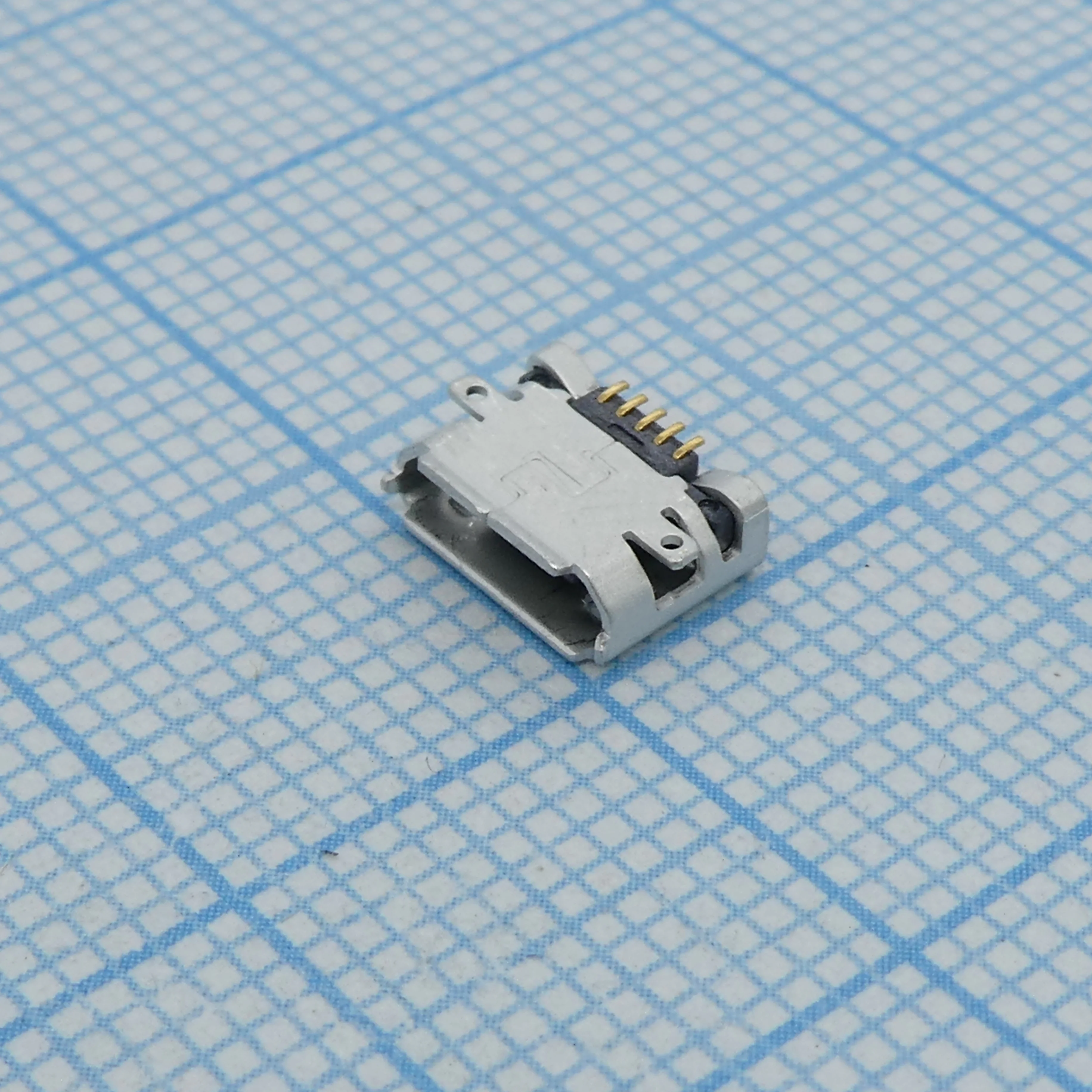 10118192-0001LF - Разъем Micro USB тип B, USB 2.0, розетка, 5 вывод(-ов), Поверхностный Монтаж, Прямой Угол