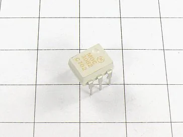 Оптрон MOC3082