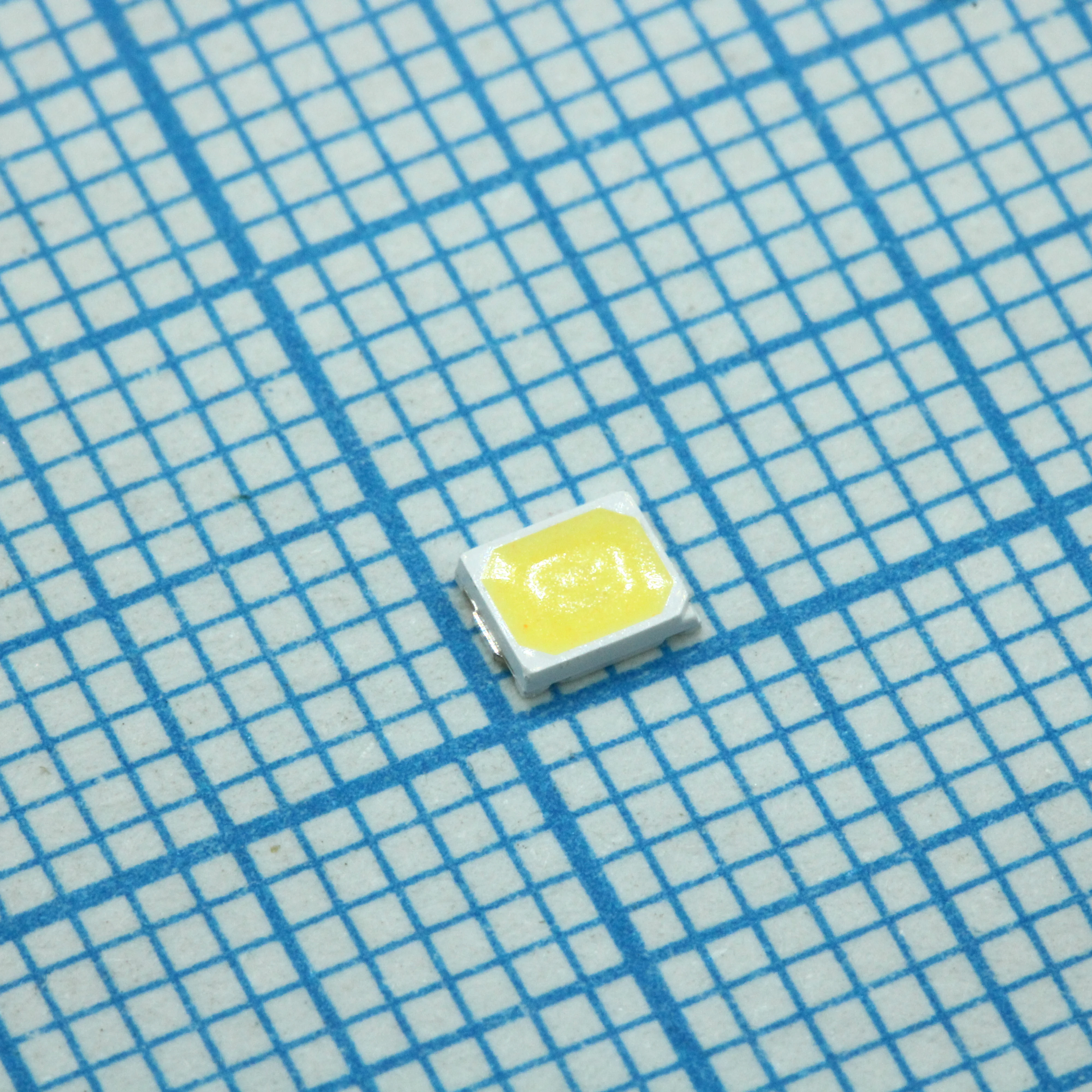 HL-A-2835H358W-2-S1-08L-HR3 (5700K) - Светодиод smd 2.8x3.5x0.7мм/ белый/ 5700K/ 3,1В/ 31Лм @ 60мА или 73Лм @ 150мА/ Ifmax=150мА/0.2-0.5Вт/ CRI=80/ Rthj-s=26°C/W/ 120°