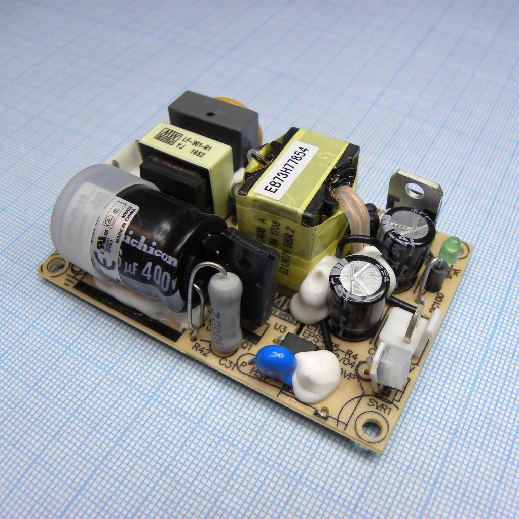 EPS-25-15 - AC-DC, 25Вт, вход 85…264V AC, 47…63Гц /120…370В DC, выход 15В/1.7A, рег. вых 13.5…16.5В, изоляция 3000В AC, открытая плата 76.2х50.8х24мм, -30…+70°С