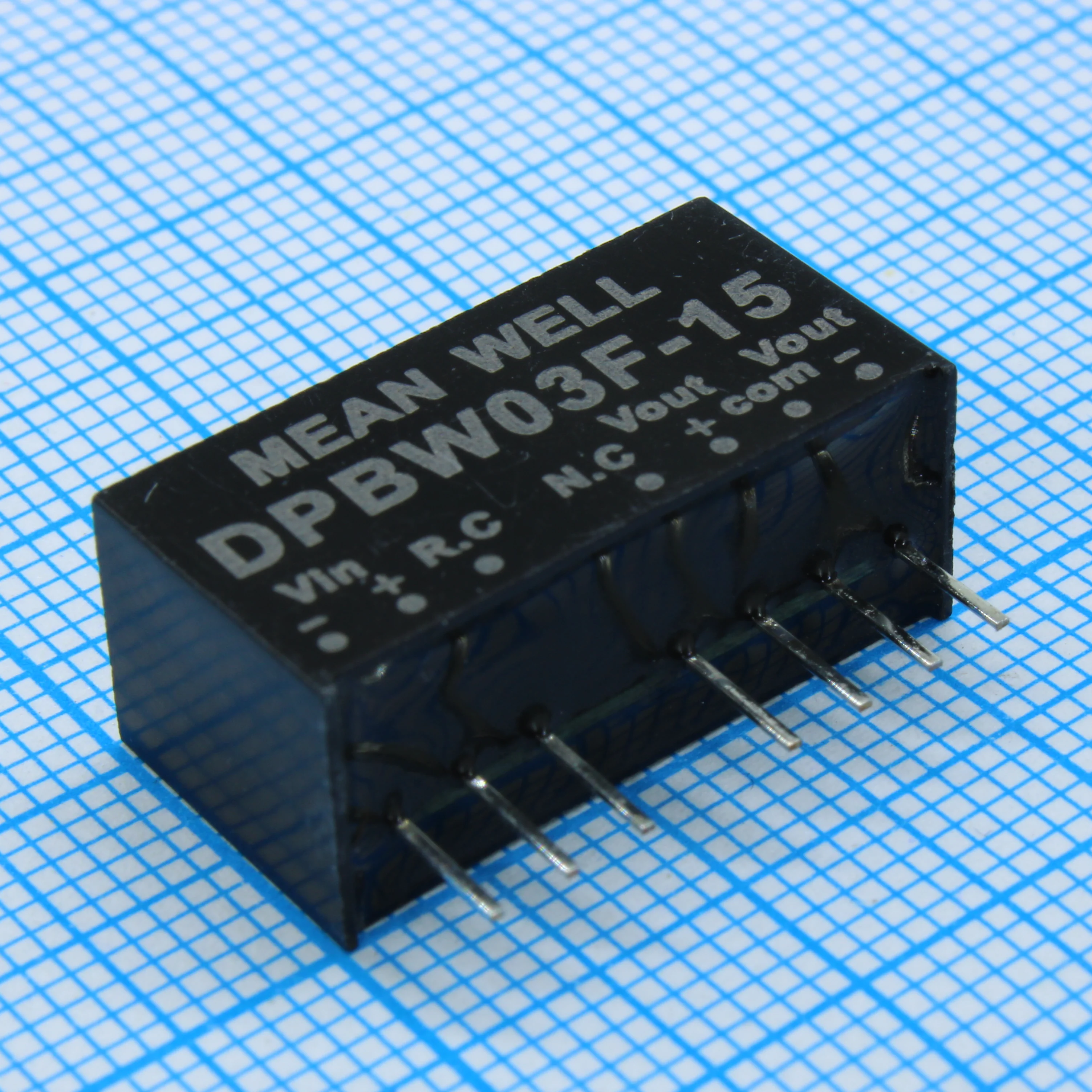 DPBW03F-15 - Преобразователь DC/DC, 3Вт, Uвх=9…36В, Выход ±15В/±100мА, изоляция 1500В DC, корпус SIP8 21.8х9.2х11.1мм, -40°С…+85°С
