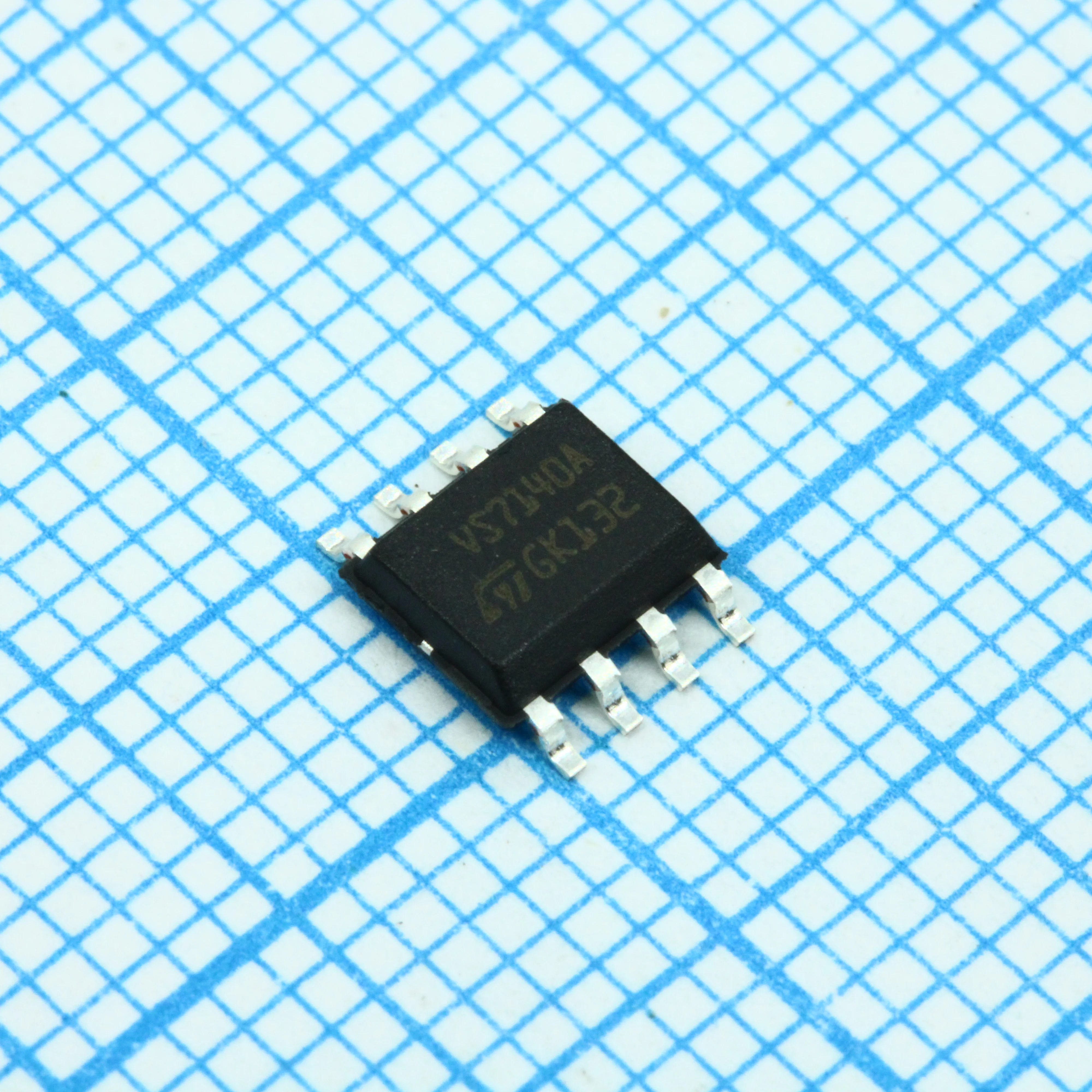 VN7140ASTR - Силовой ключ верхнего плеча с аналоговой обратной связью MultiSense автомобильного применения