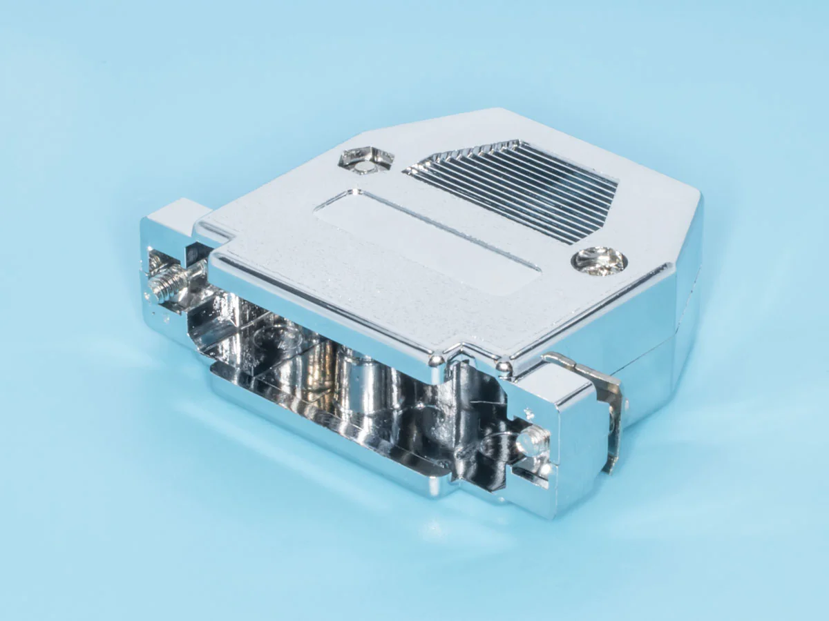 DN-25C - Корпус разъема 25 контактов, металлизированный