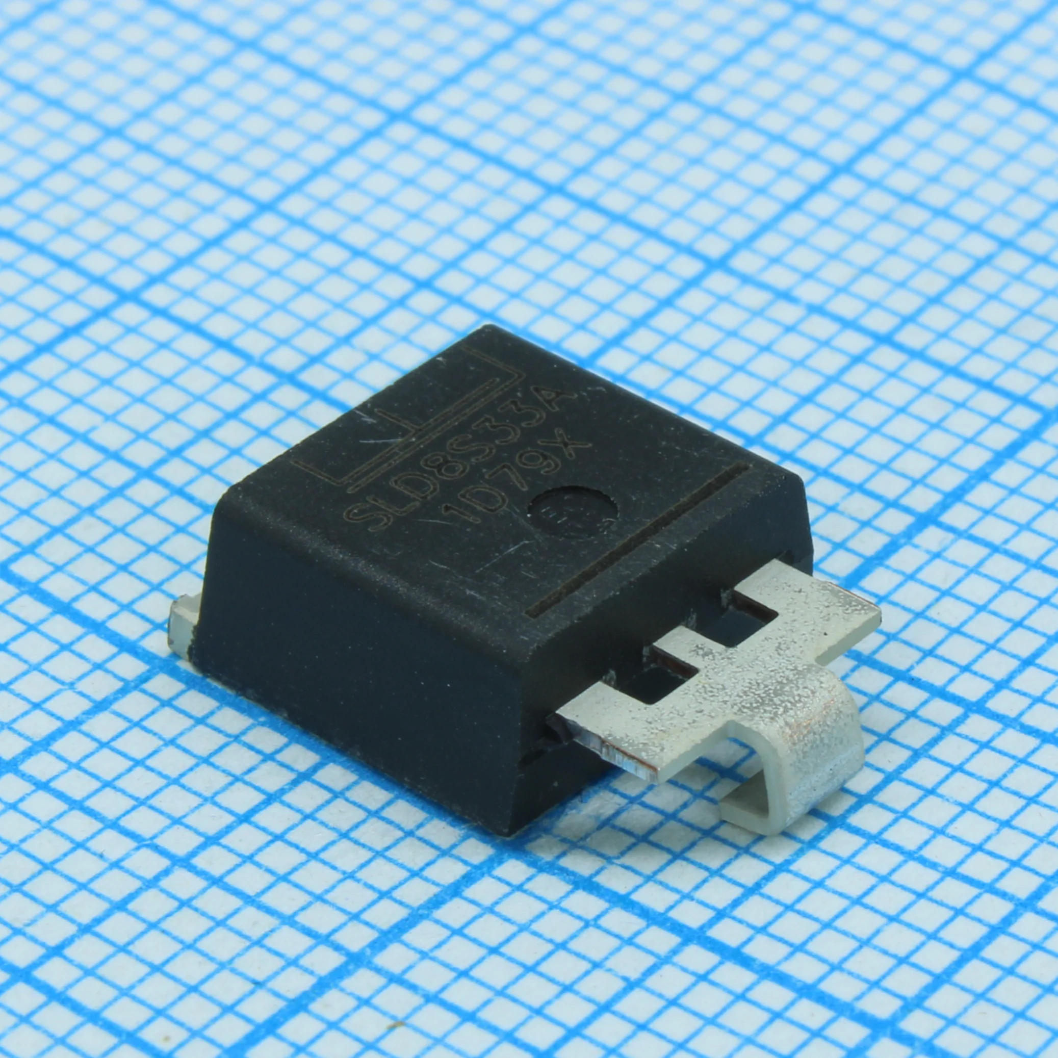 SLD8S33A - TVS диод для защиты от ESD, 33В 7кВ