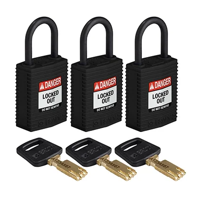 gws150193 - Замки SafeKey нейлоновые компактные, нейлоновая дужка, высота дужки – 25 мм, диаметр дужки – 4.3 мм, нейлоновый корпус, размеры корпуса – 43х32х19 мм, система "Одинаковые ключи", цвет – черный, 3 шт/упак