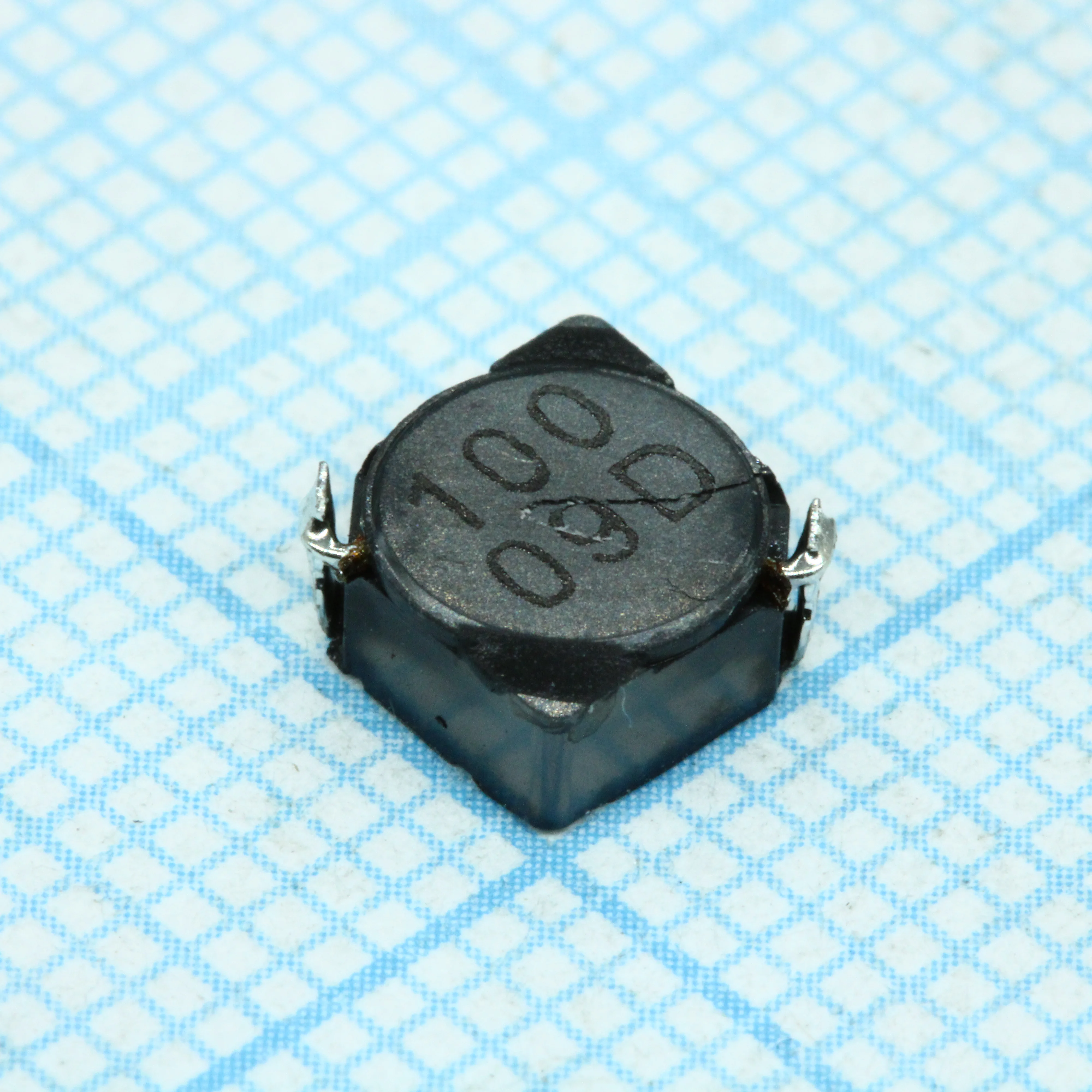 CDRH5D28NP-100NC - Силовая SMD индуктивность 10мкГн ±30% 1.3A 0.048Ом c магнитным экраном