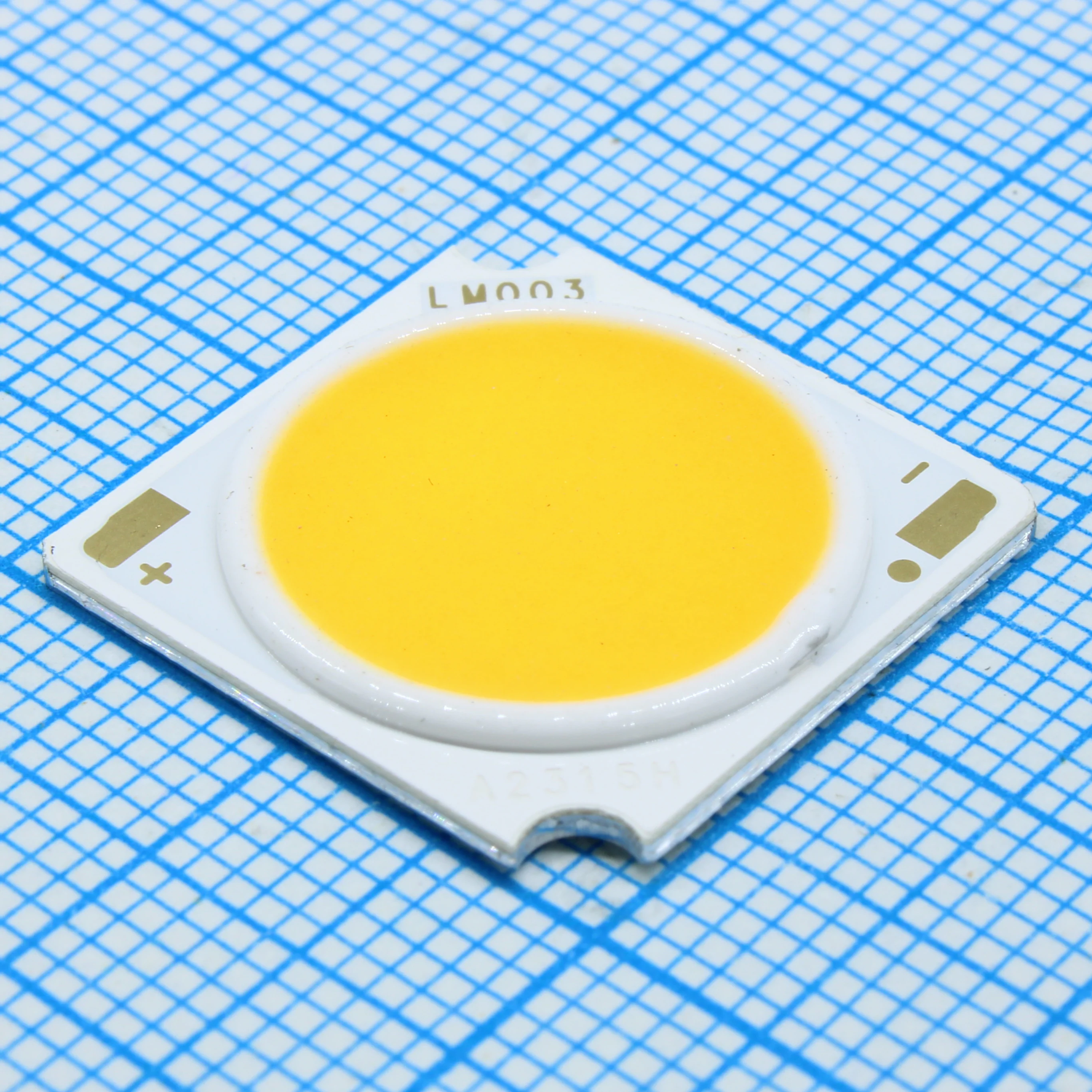 HL-LM003H384W-20B10C12(Ra4) (3000K) - 32-43W COB/ 3000K/ 36v/ 3680Lm @ 1000mA (102Lm/W)/ Ifmax=1200mA/ CRI=90/ 19x19x1,6mm/ 120°