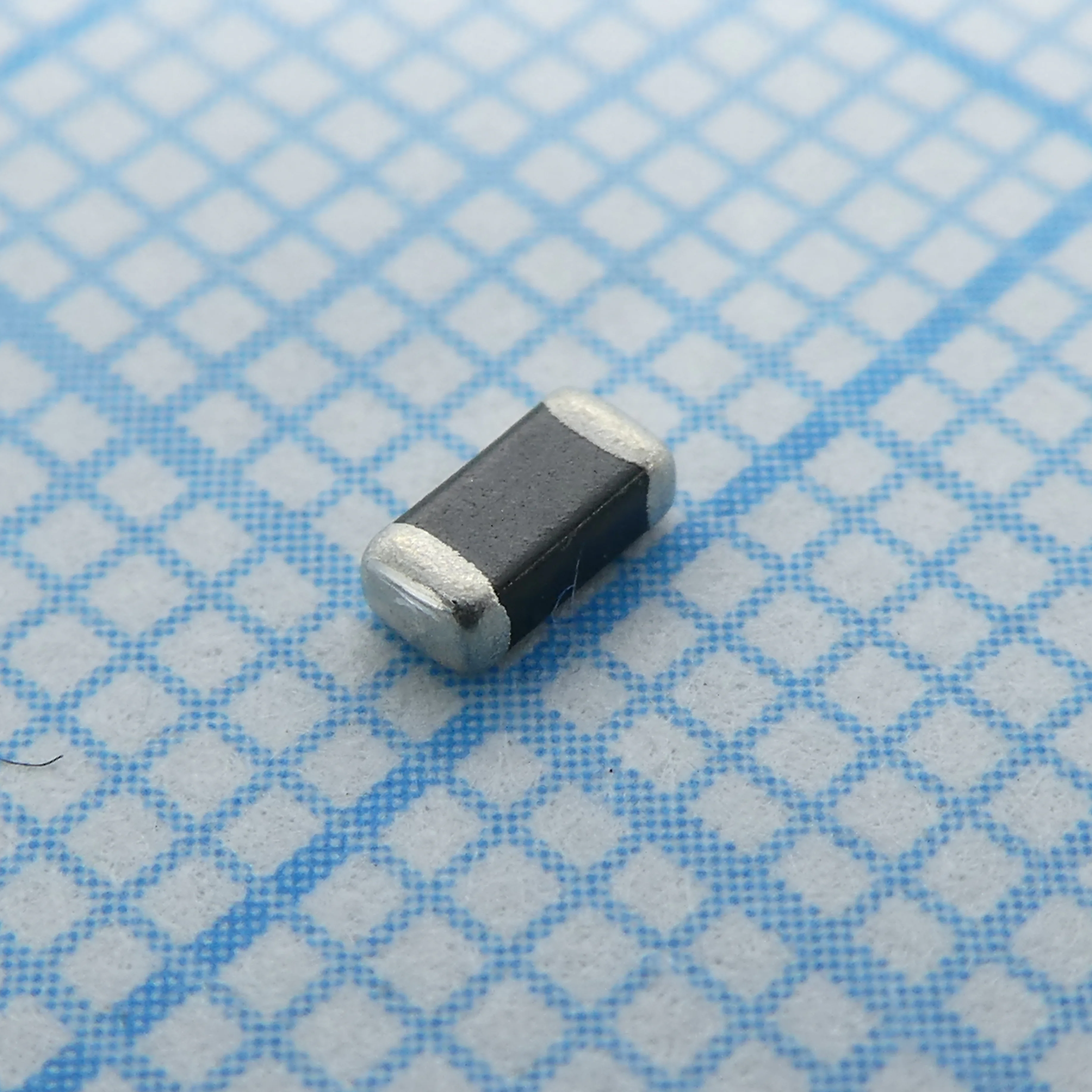 JMV1206S380T501 - SMD варистор 1206 38Vdc 200A  47V(1mA), стандарт. серия, лента в катушке