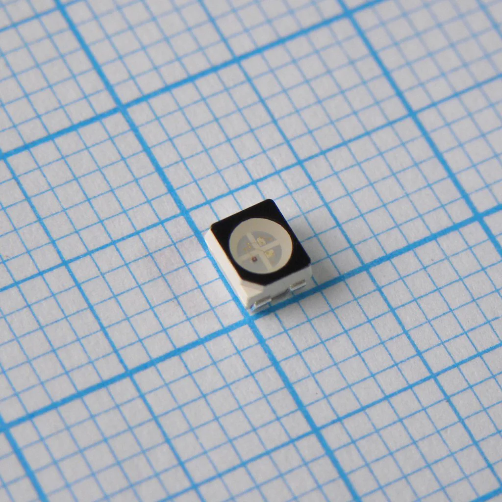 FYLS-3528RGBC - Светодиод smd 3,5х2,8мм/красный/625нм/200мкд - зеленый/520нм/800мкд - синий/470нм/250мкд/прозрачный/120°
