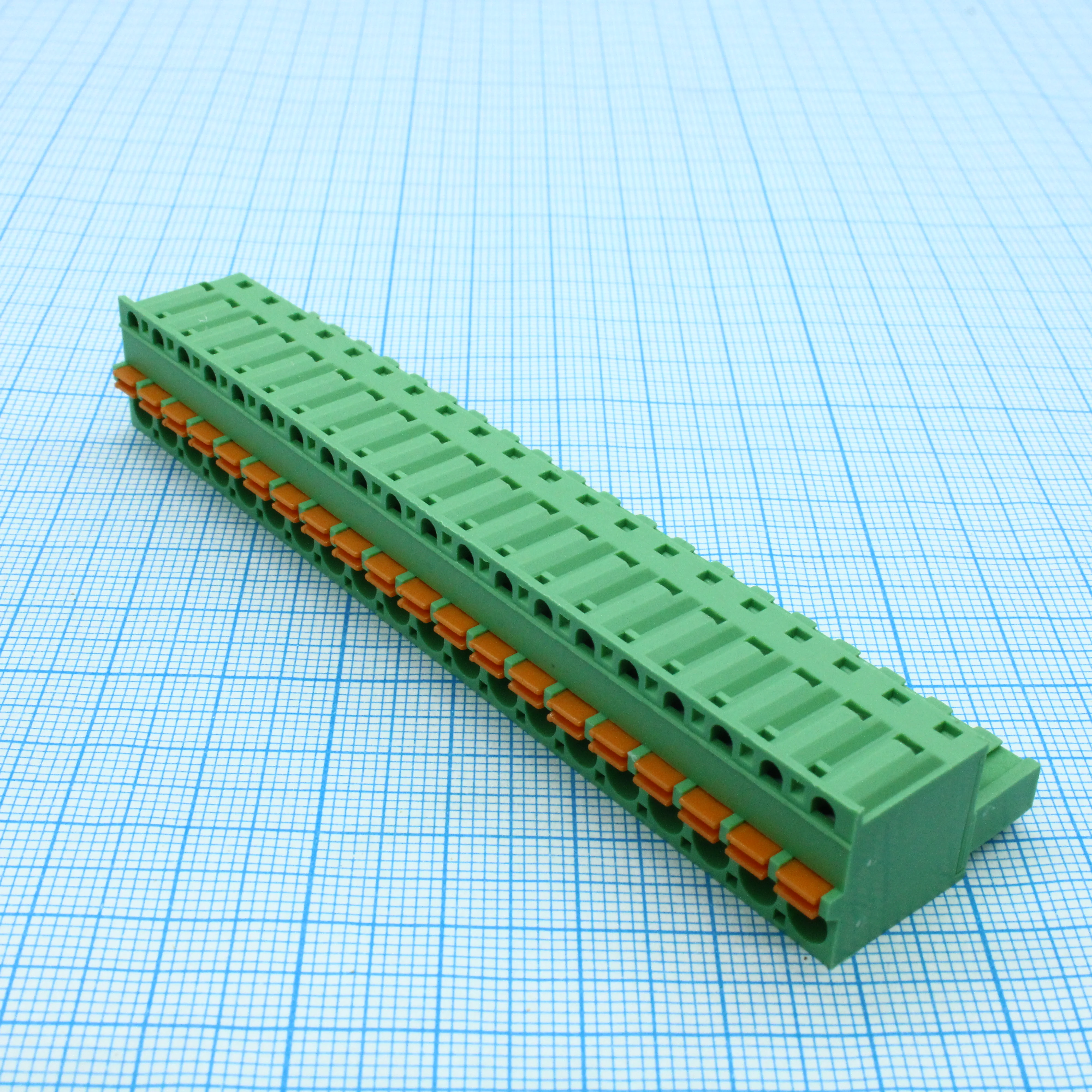 2EDGKD-5.0-20P-14-00A(H) - Разъемный клеммный блок, 20 контактов. Серия 2EDGKD-5.0