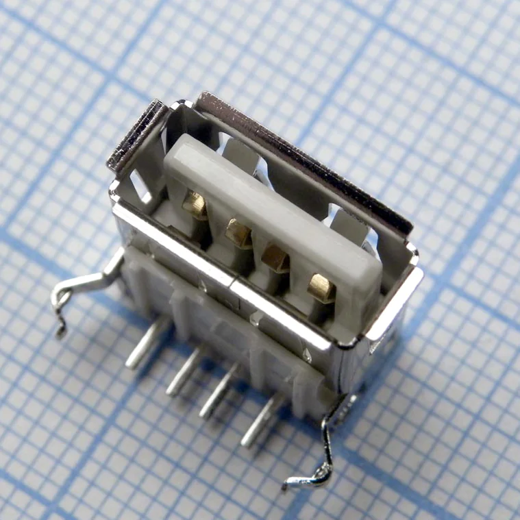 USB A 01 розетка на плату - Разъем USB тип А, розетка на плату угловая, 4 контакта  2.0