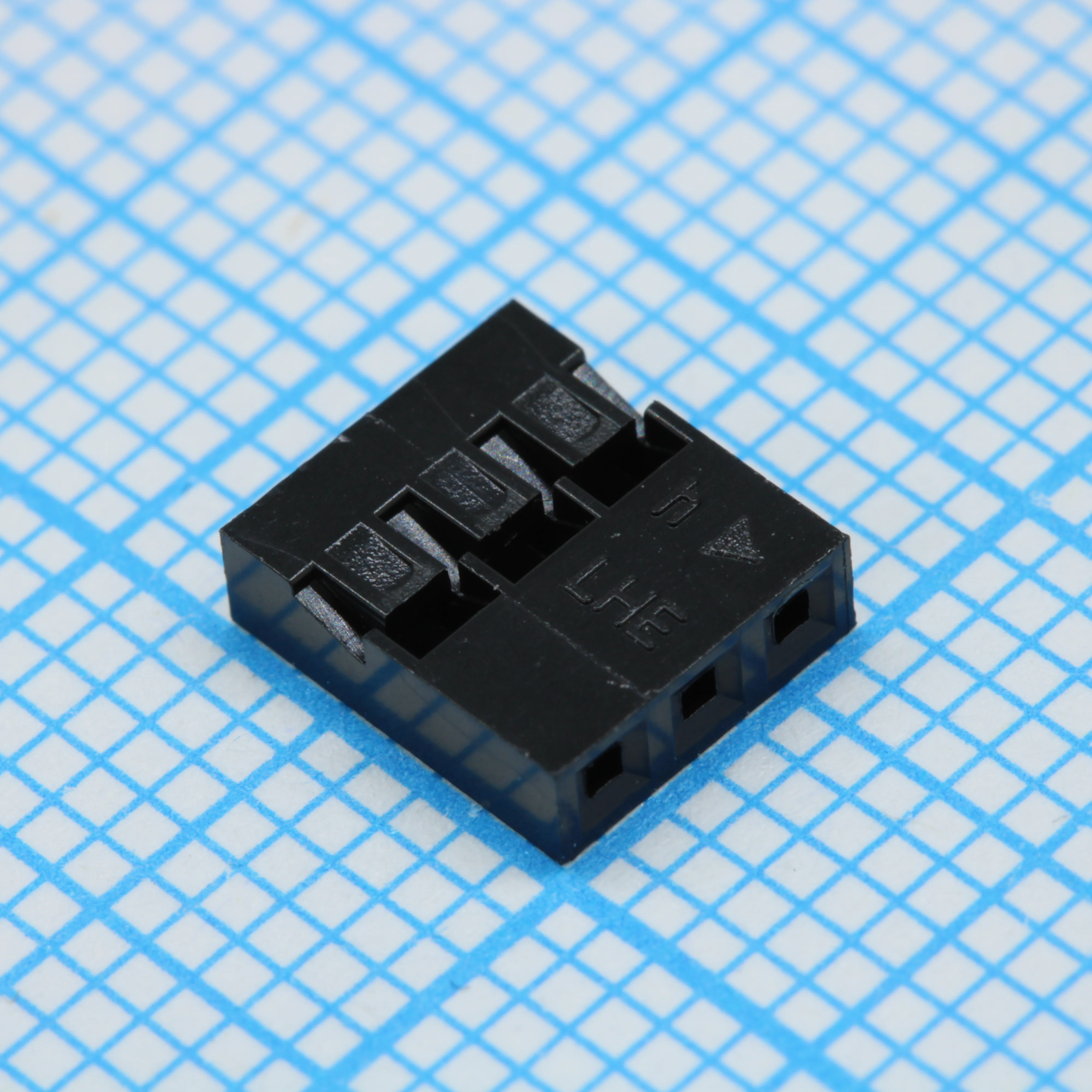 I-DS1071-01-SCB01X3 - Разъем розетка на кабель 1x3 контакта, шаг 2мм, 250В 3А. Требуются контакты T-DS1071-SC600