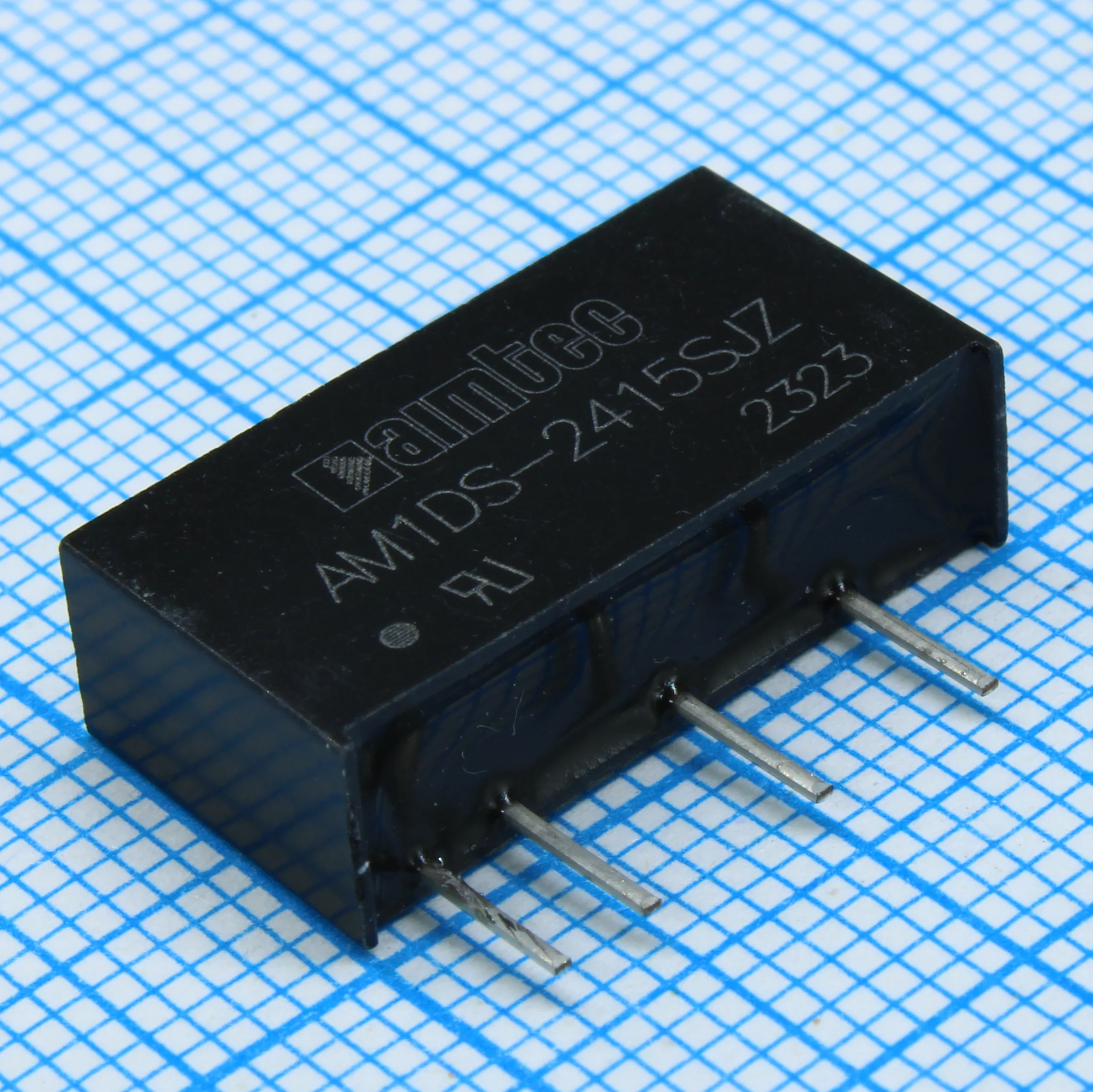 AM1DS-2415SJZ - DC/DC, 1Вт, вход 21.6…26.4В, выход 15В/0.007…0.067А, изоляция 1500В DC, КПД 81%, максимальная емкостная нагрузка не более 560мкФ, SIP7, 19.65x6x10.16мм, -40…105°C, пластик