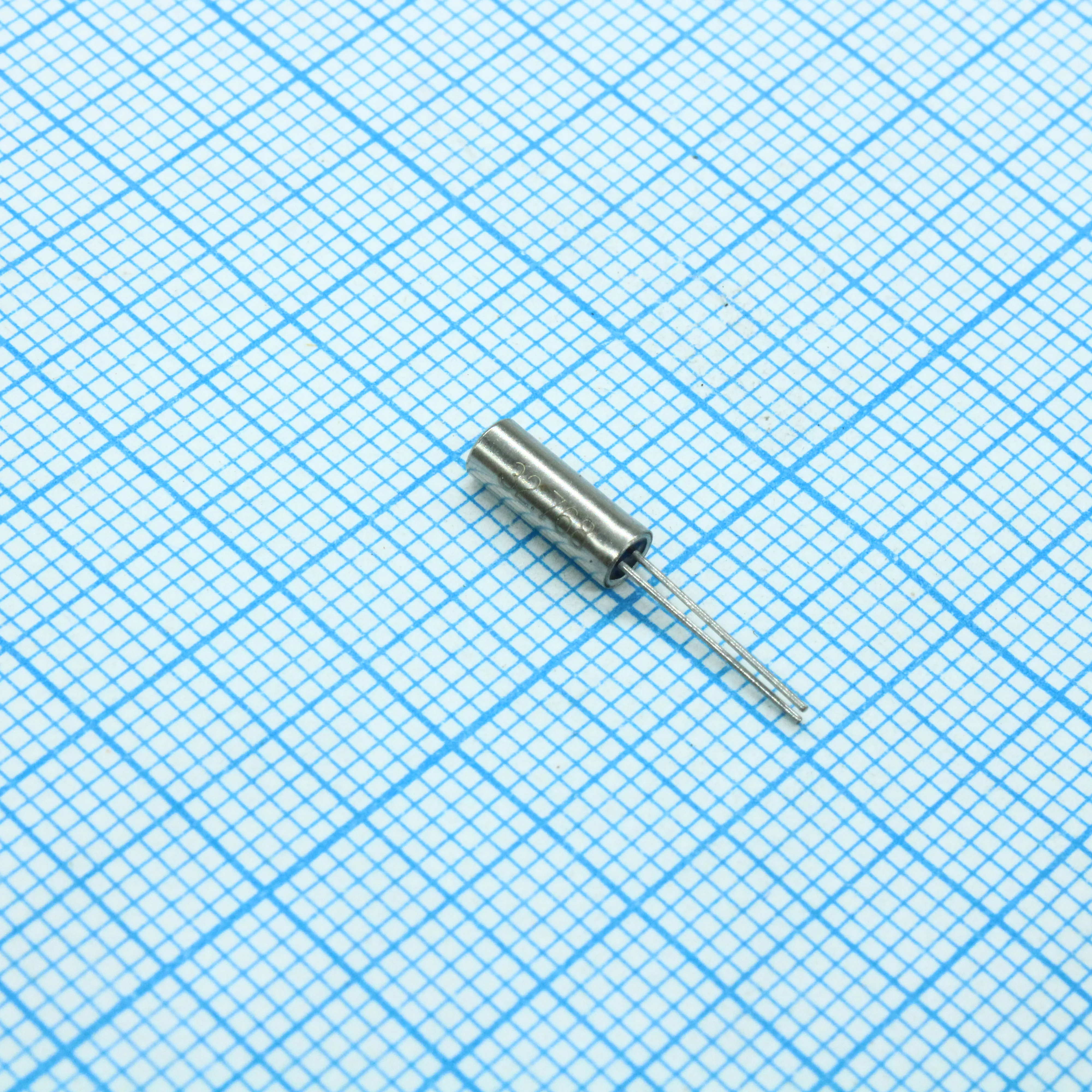 WTL3T85278FO - Резонатор кварцевый 32.768кГц 20ppm, Cшунт = 1.3пФ, Cнагр = 6пФ