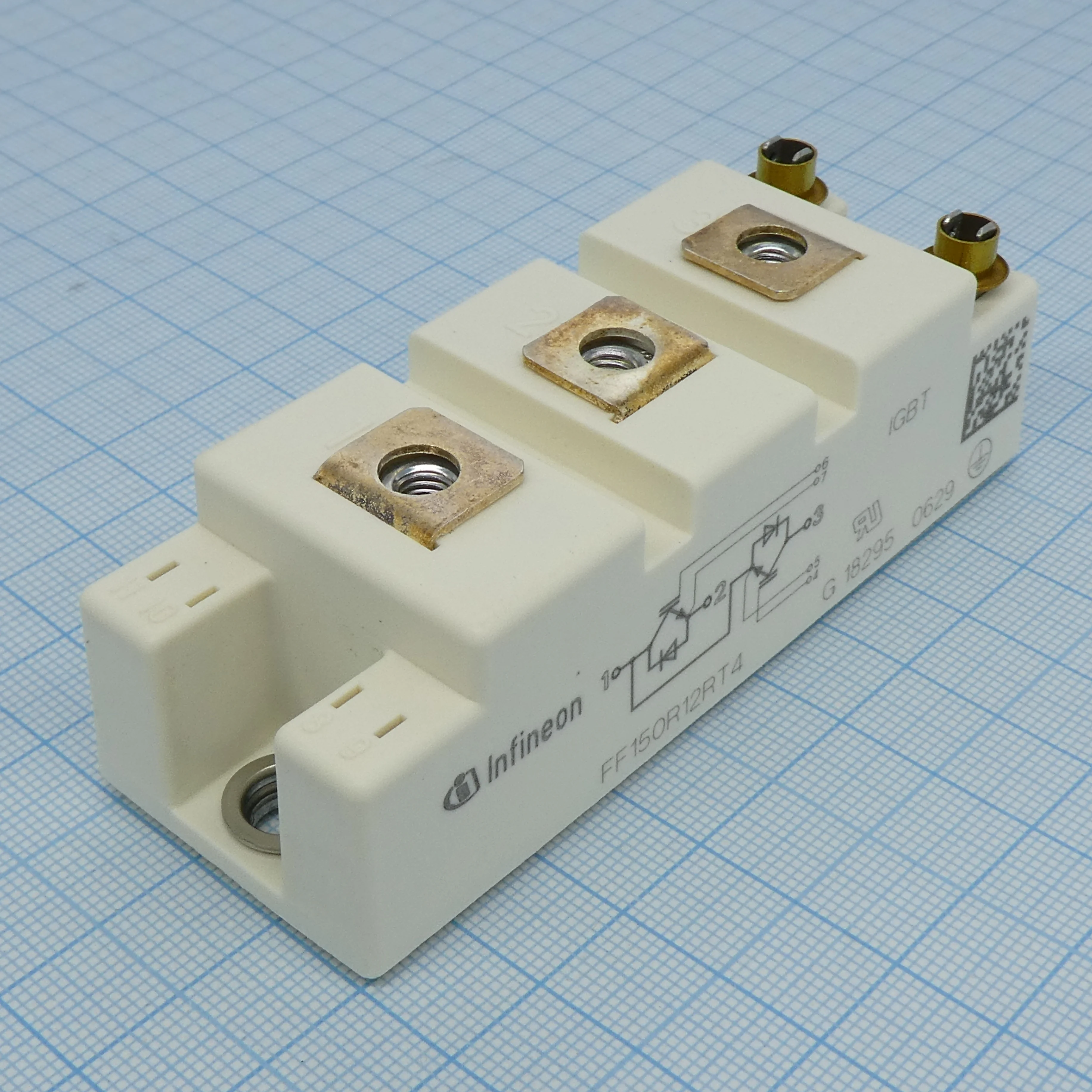 FF150R12RT4HOSA1 - Биполярный транзистор IGBT, 1200 В, 150 А, 790 Вт