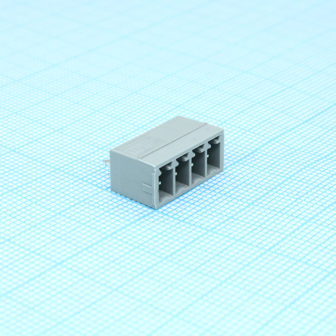 BCH-381V- 4 GY - Корпусная часть для печатных плат, номинальный ток: 8 A, расчетное напряжение (III/2): 160 В, номинальное сечение: 1,5 мм?, полюсов: 4, размер шага: 3,81 мм, цвет: сигнальный серый