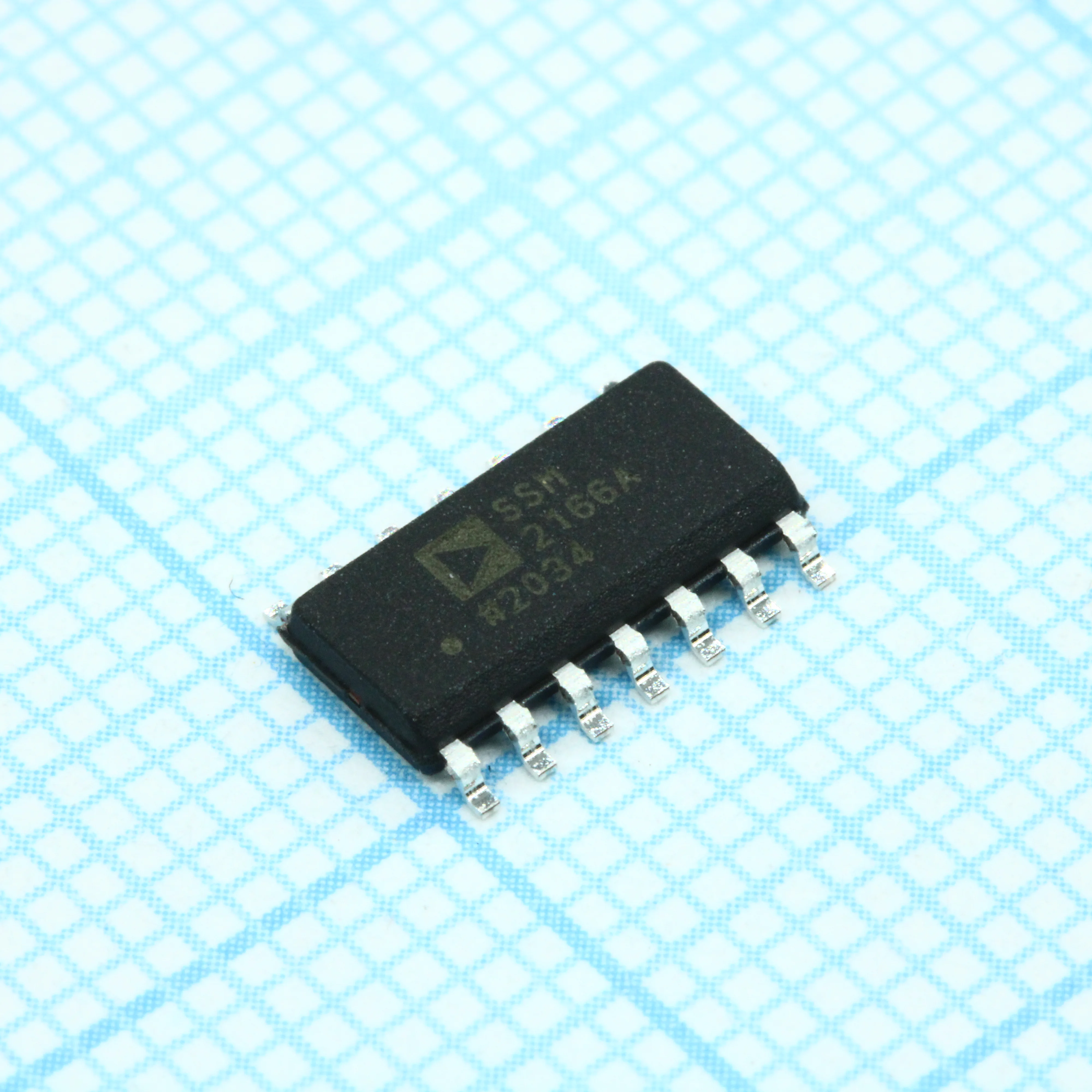 SSM2166SZ - Полный микрофонный усилитель с переменным сжатием и шумоподавлением