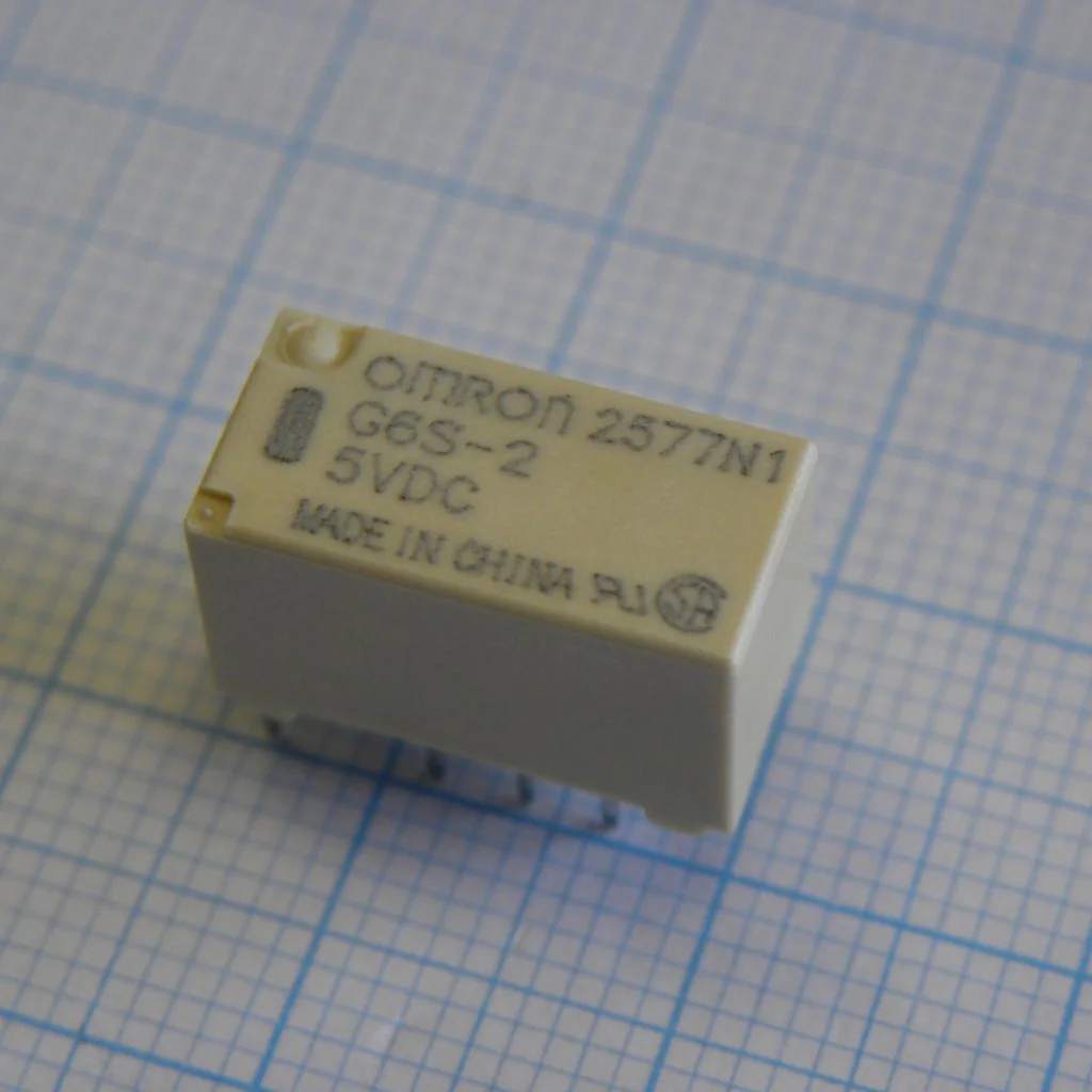 G6S-2-5DC - Сигнальное реле 2А две контактных группы на переключение катушка 5В (14.8x7.3x9.2)мм монтаж в отверстие