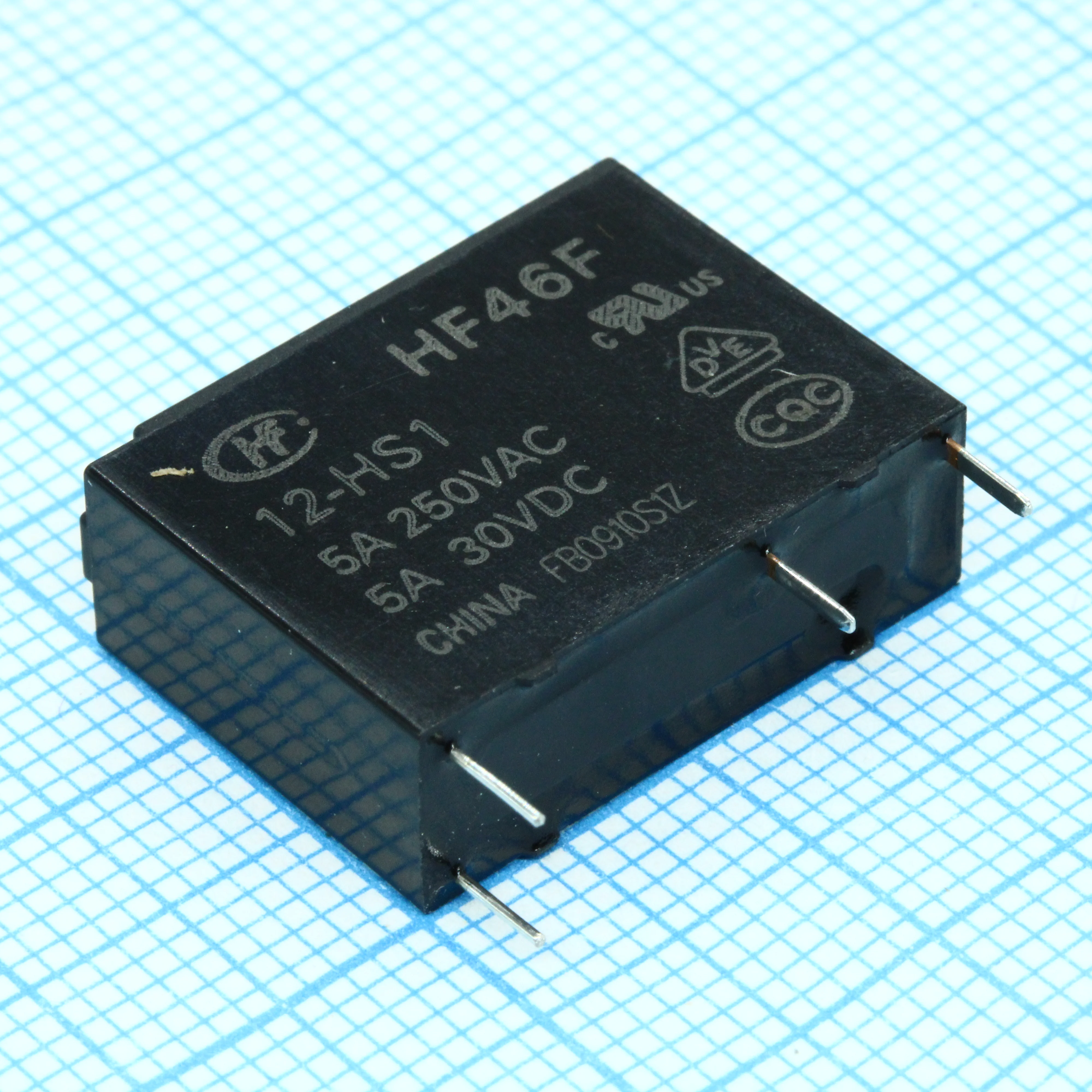 HF46F/12-HS1 - Силовое реле 5А один контакт на замыкание катушка 12В