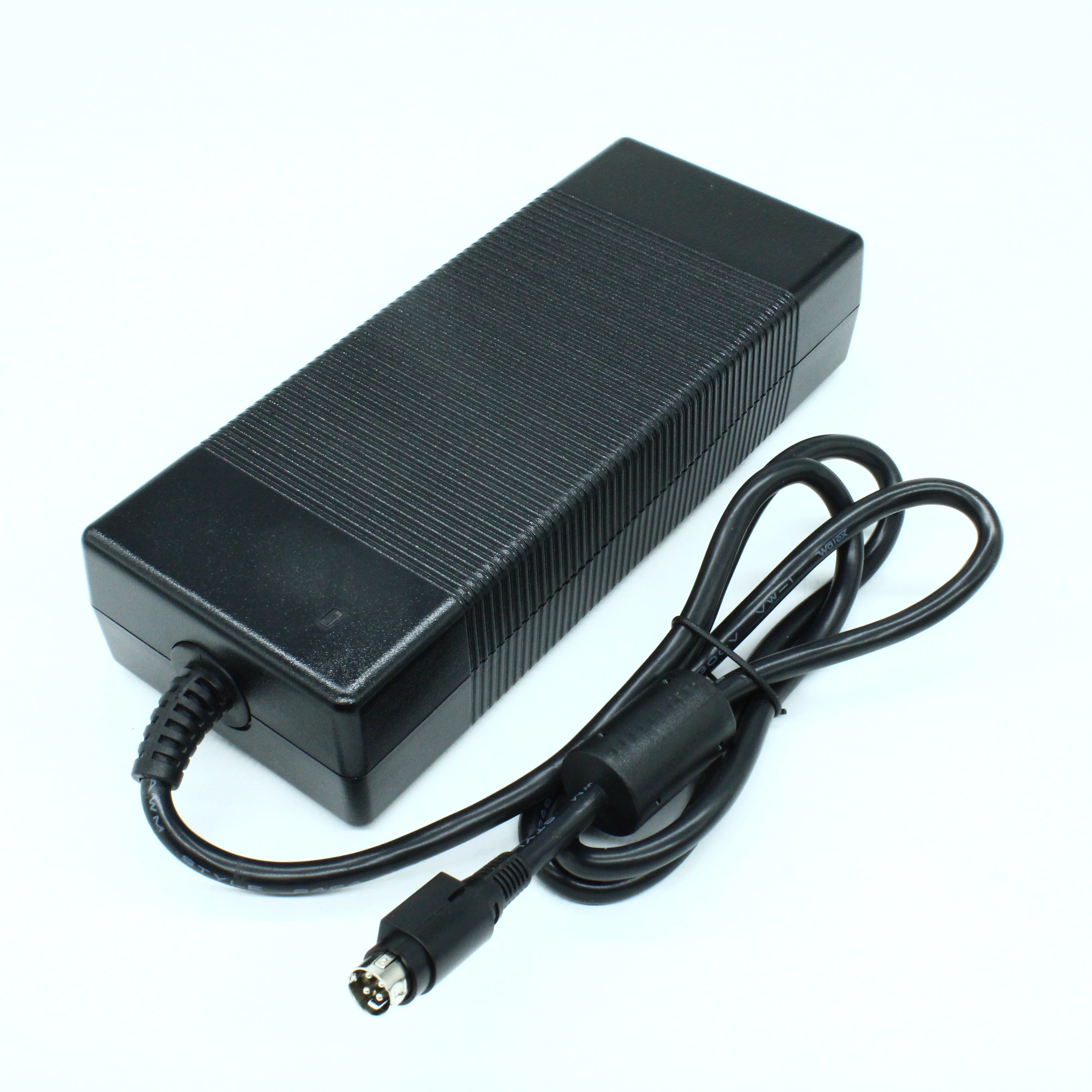 GST220A12-R7B - AC-DC, 180Вт, вход 85...264B AC 47...63 Гц, 127...370B DC, выход 12B/15A, изоляция 3000В AC, 175x72x35мм, -30...+70°С, сетевой разъём IEC320-C14, выходной разъем DIN-4P