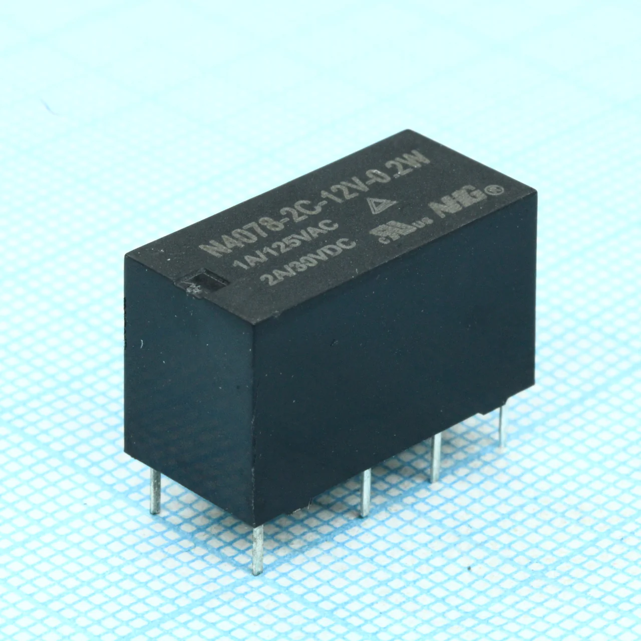 JRC-19F-2C-12VDC-0.2 - Сигнальное реле 2А две контактных группы-два направления катушка 12В 0.2Вт