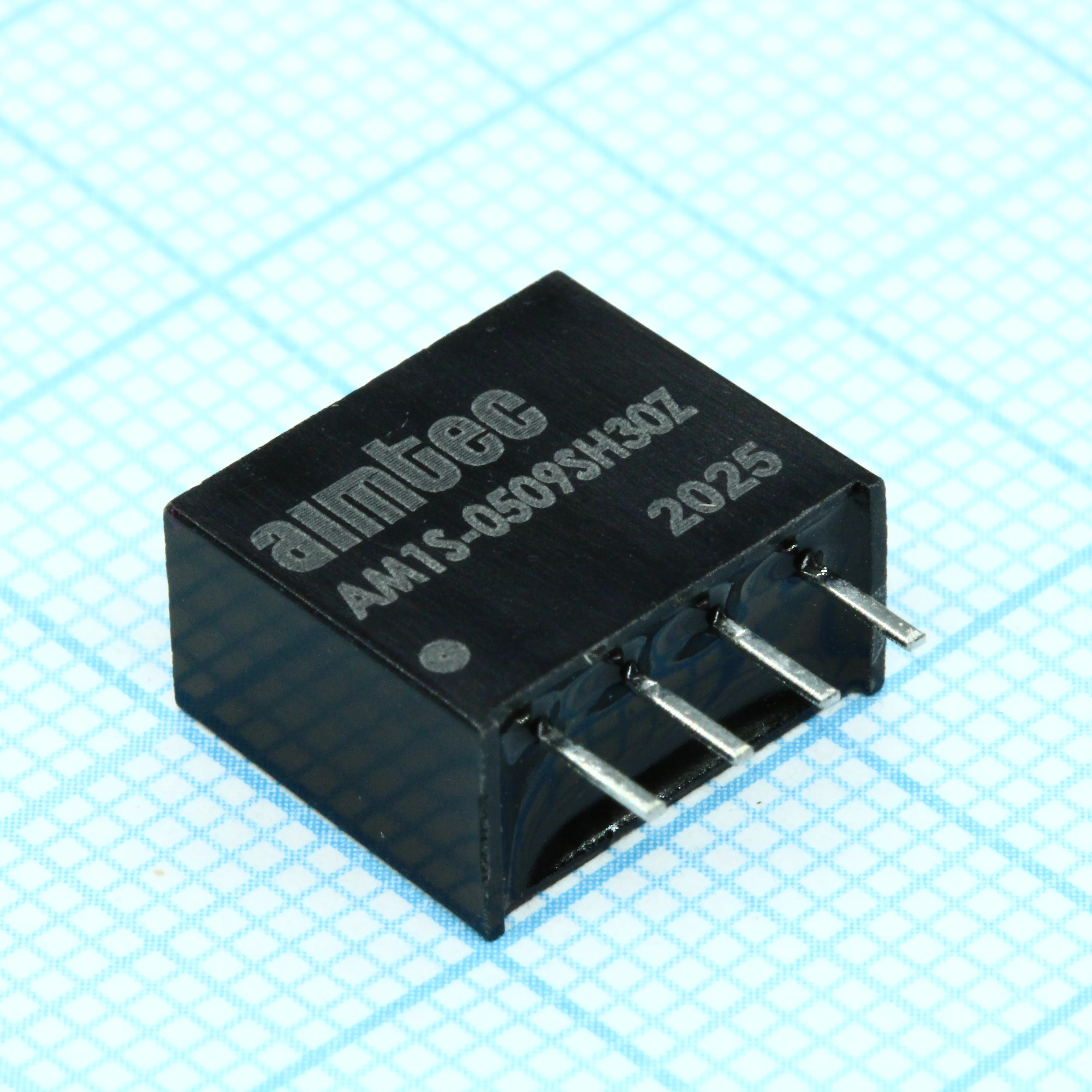 AM1S-0509SH30Z - DC/DC, 1Вт, вход 4.5…5.5В, выход 9В/0.111А, изоляция 3000В DC, КПД 80%, максимальная емкостная нагрузка не более 220мкФ, SIP4, 11.68x6x9.7мм, -40…85°C, пластик