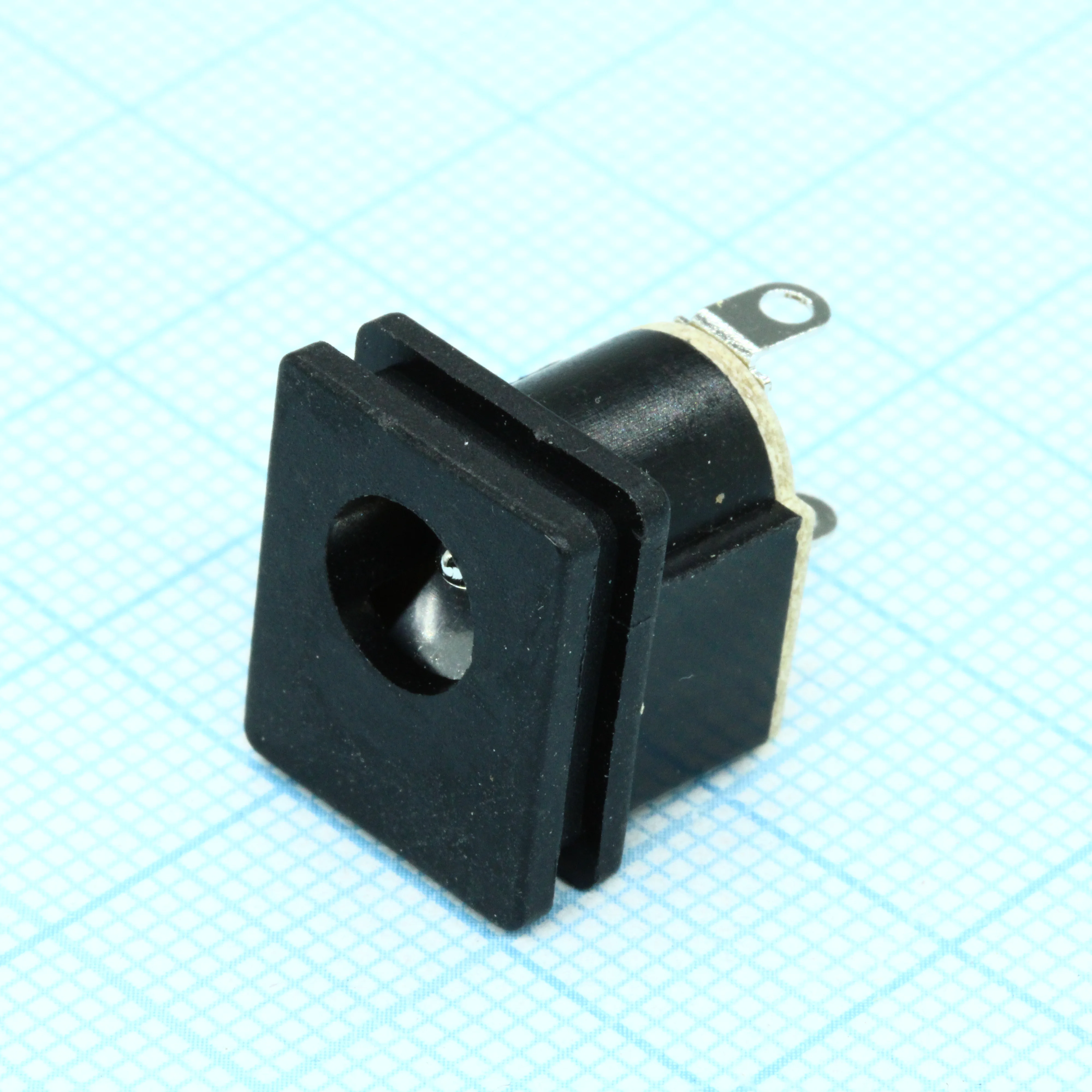 KLS1-DC-015A-2.0 - штыревой 2.1мм (П) на блок