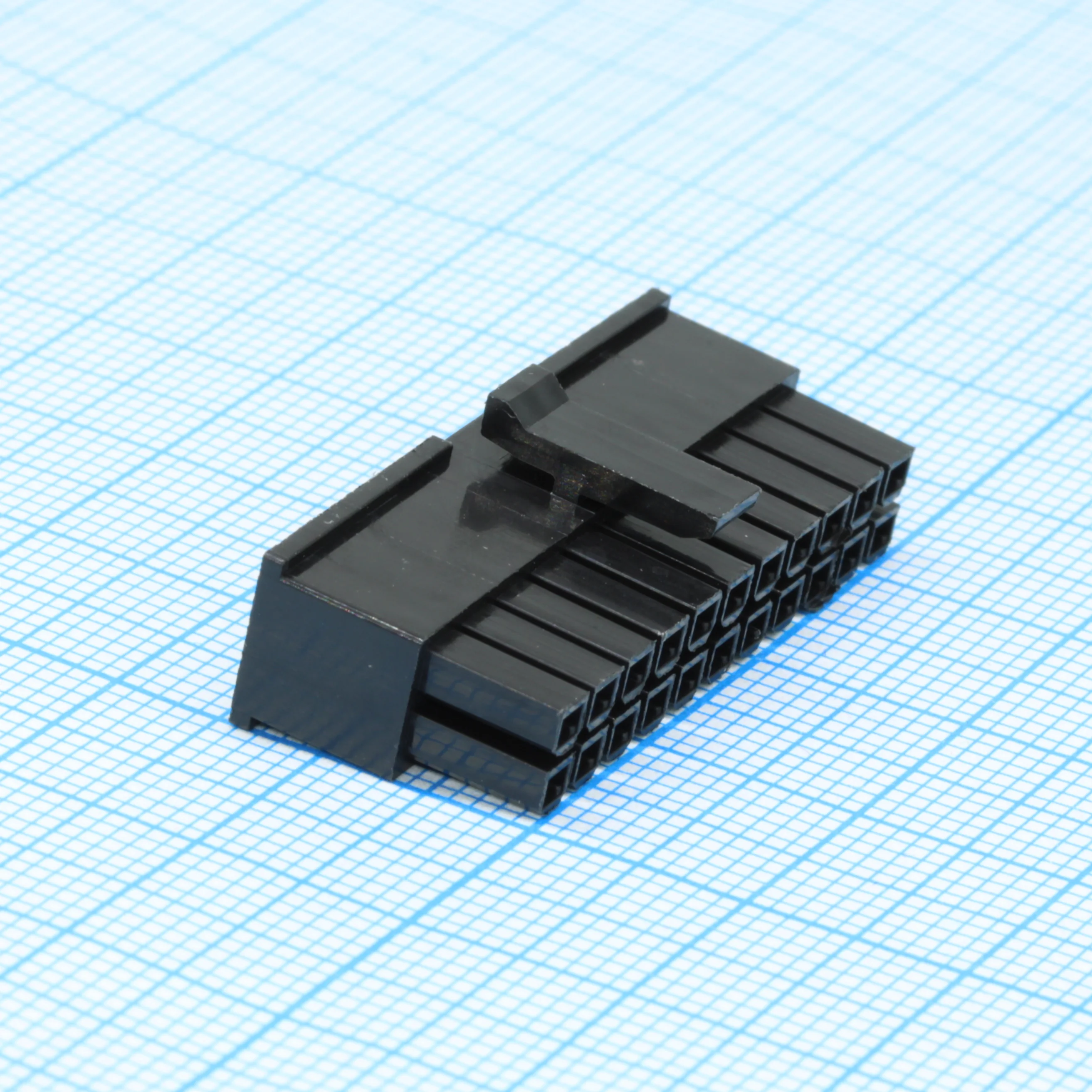 I-DS1073-03-SCB002X11 - Корпус разъема 2х11 контактов шаг 3мм (розетка) на кабель