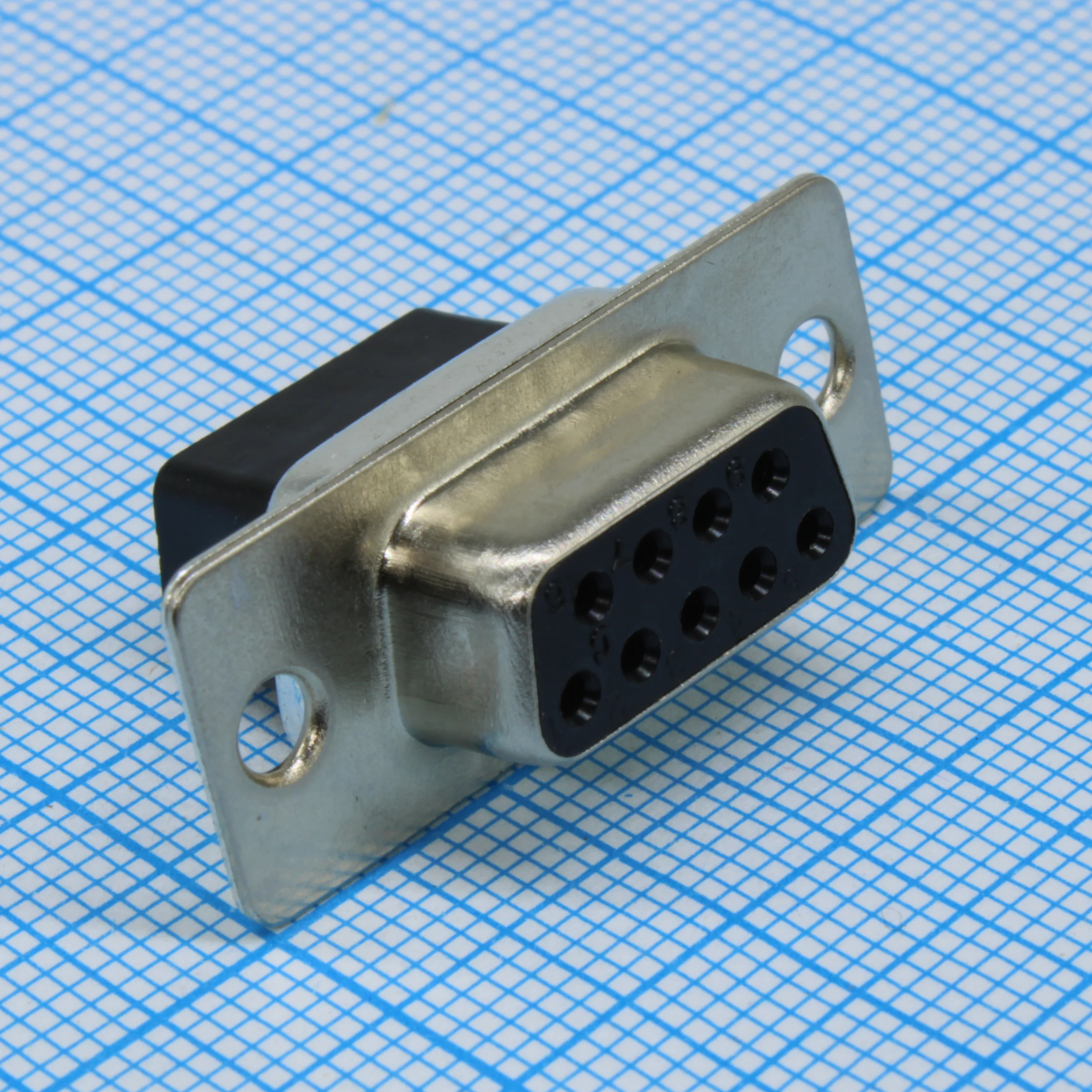 DS1036-01-09FBNSS - (25 pin (м) Гнездо 9 pin под обжим на кабель )