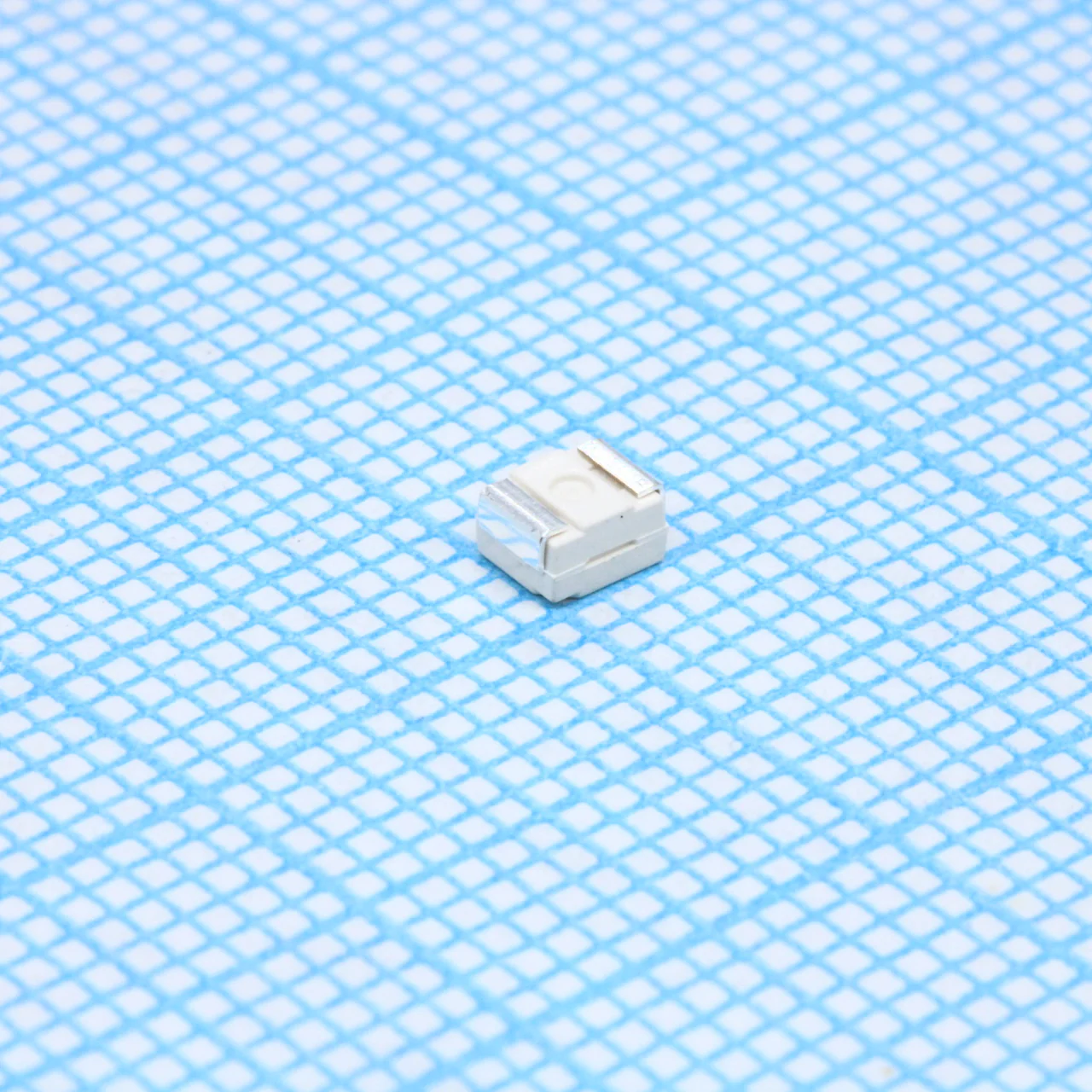 KA-3528SURCKT - Светодиод smd 3,5х2,8мм/красный/630нм/150-350мкд/прозрачный/120°