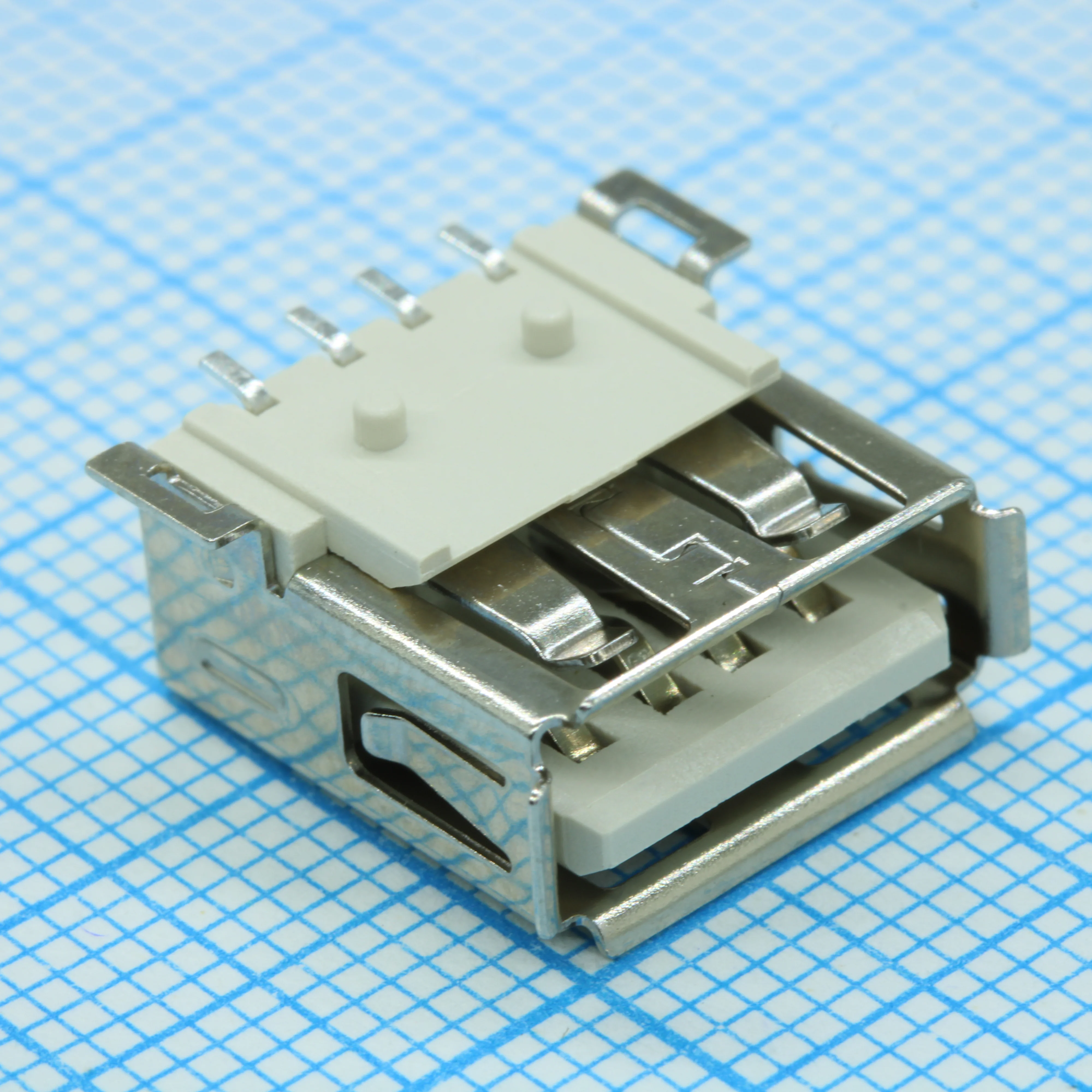 C8317-04AFFSC0R - Разъем USB тип A 4pin розетка угловая на плату