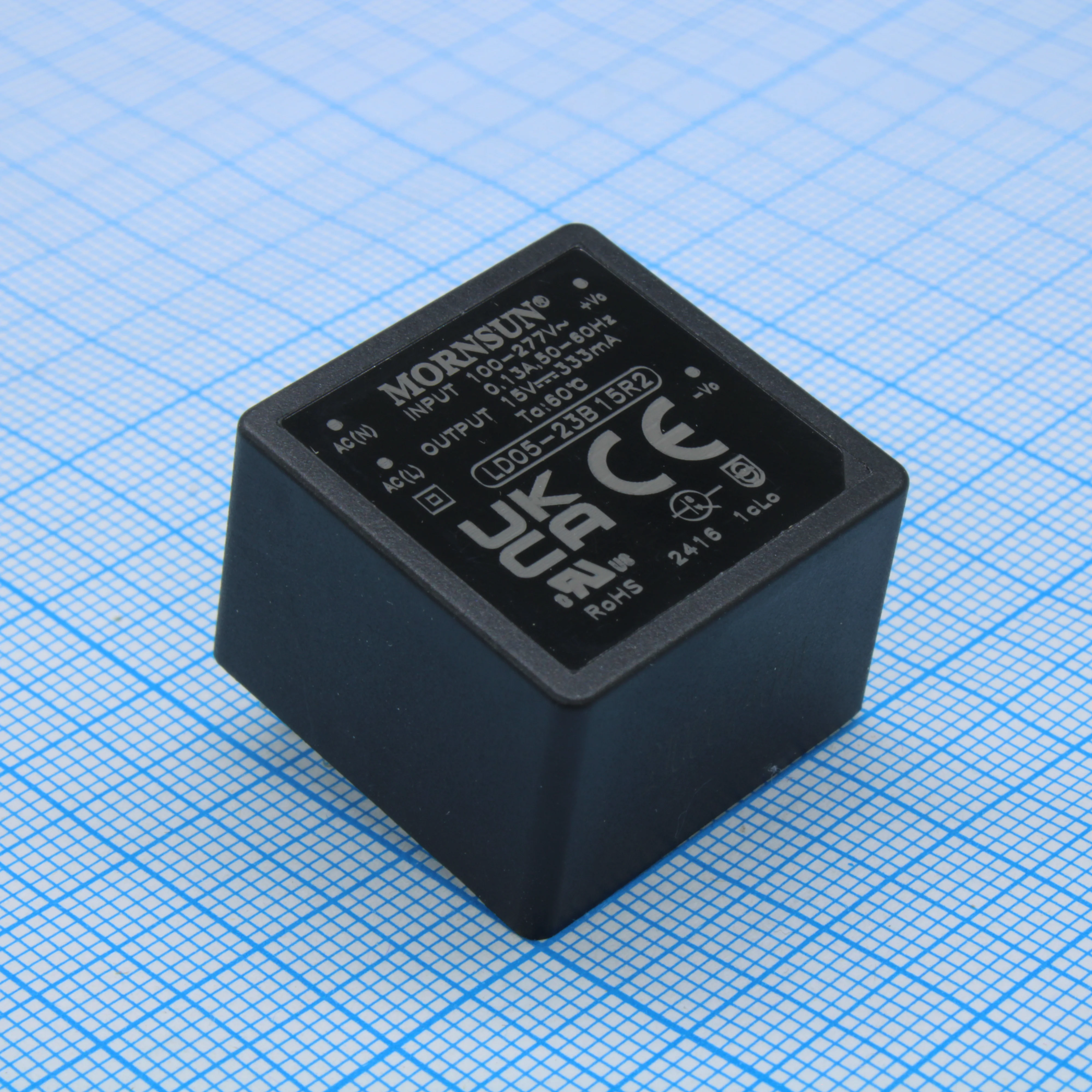 LD05-23B15R2 - AC-DC, 5Вт, вход 85…305В AC 47…63 Гц, 100…430B DC, выход 15В/0.333А, изоляция 4000В AC, КПД 81.5%, в корпусе на плату 25.4х25.4х17.6мм, -40...+85°C