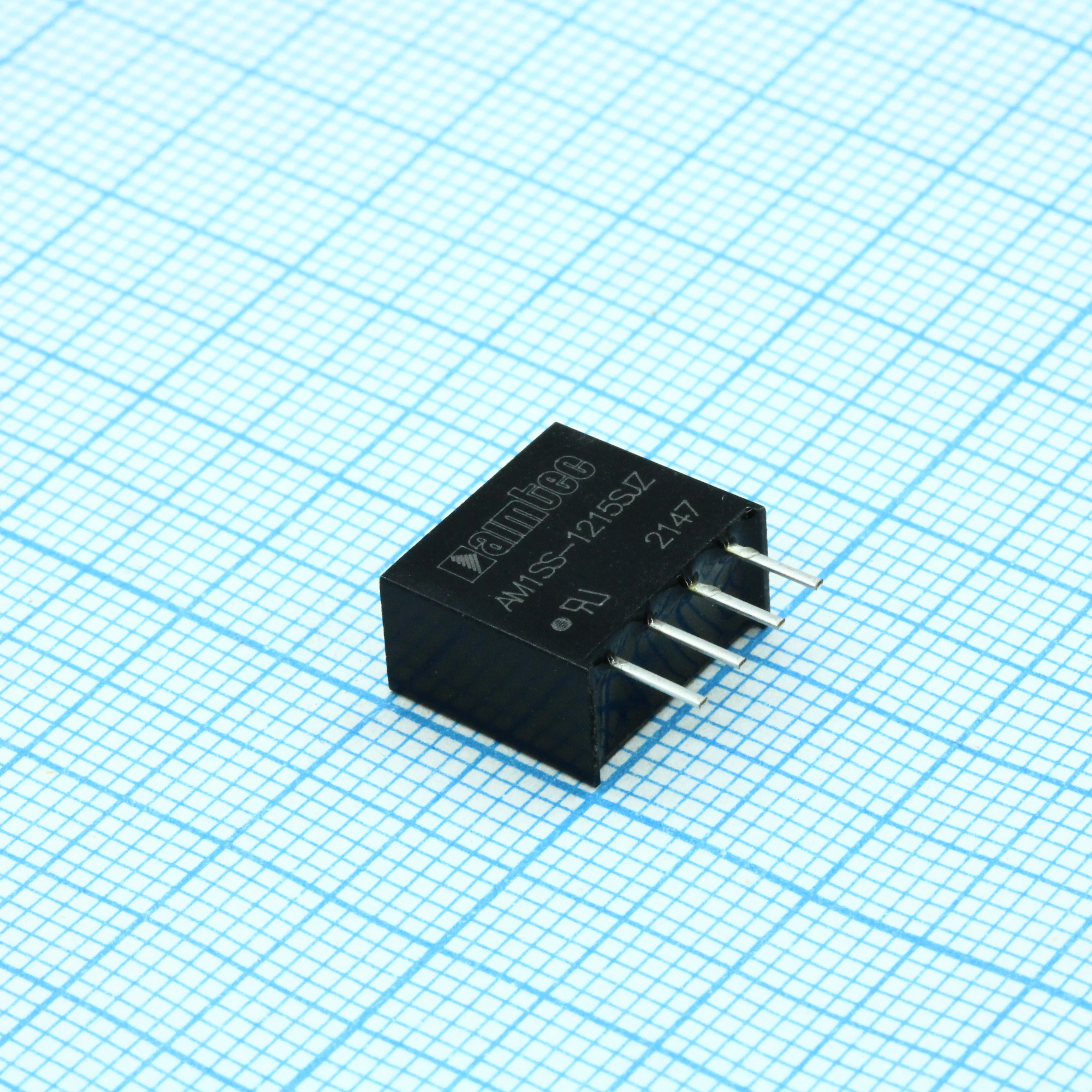 AM1SS-1215SJZ - DC/DC, 1Вт, вход 10.8…13.2В, выход 15В/0.007…0.067А, изоляция 1500В DC, КПД 81%, максимальная емкостная нагрузка не более 560мкФ, SIP4, 11.6x6x10.16мм, -40…105°C, пластик