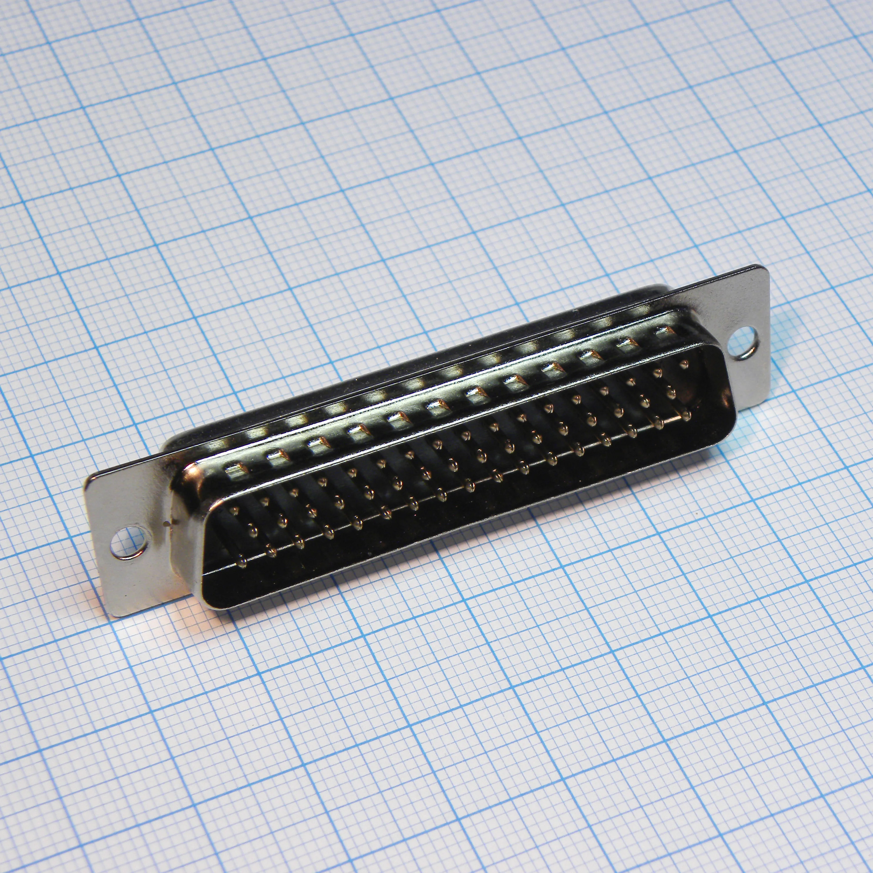DS1033-50MBNSISS - вилка 50 pin на кабель (пайка)